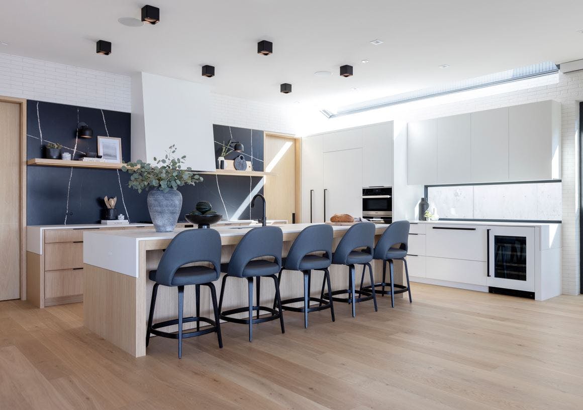 Image 40 of KVI Forever Home Et. Noir2.jpg?auto=format%2Ccompress&ixlib=php 3.3 in Dekton Bergen engages in dialogue with wood in this minimalist and timeless kitchen - Cosentino