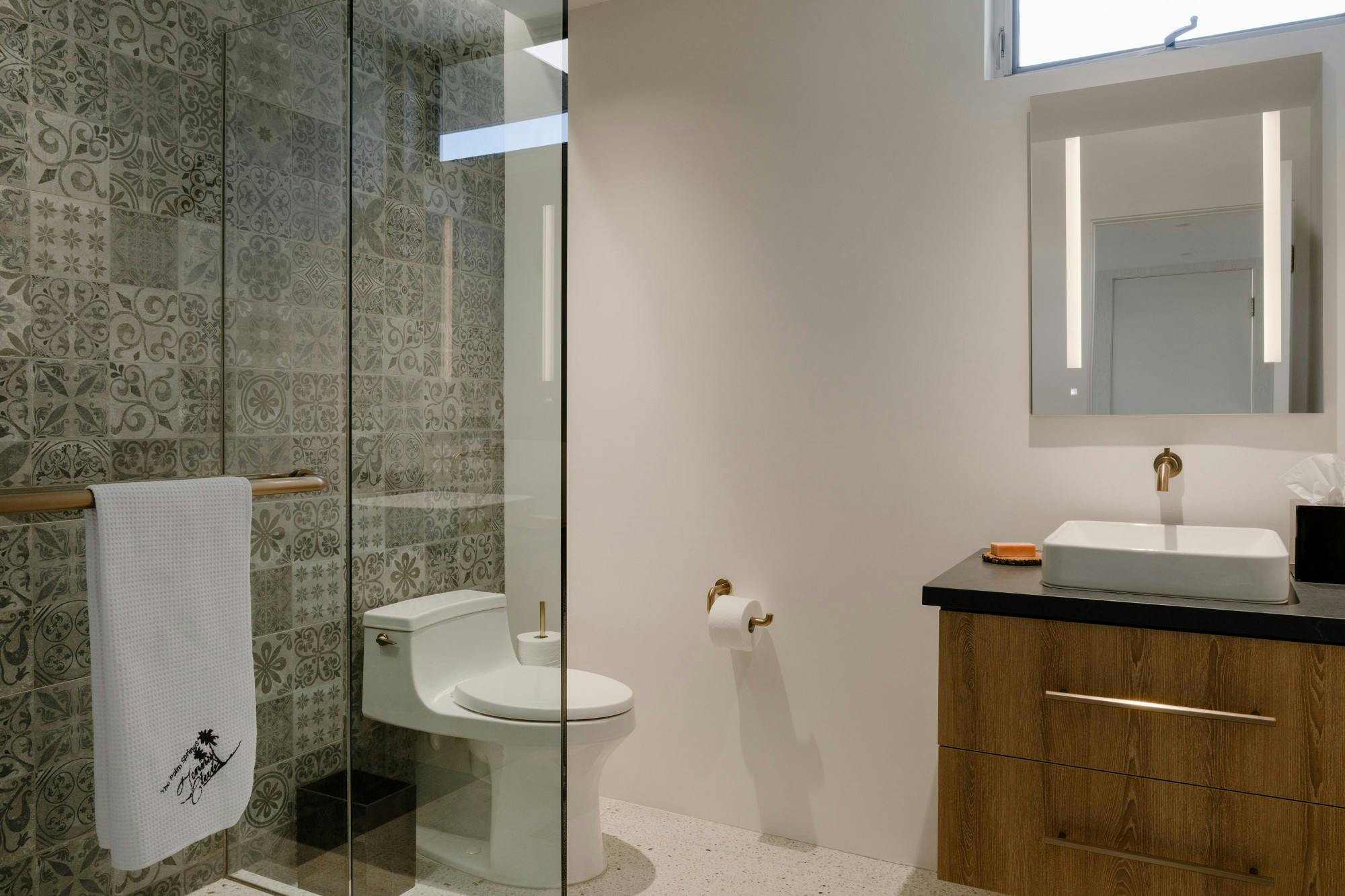 Image 35 of Bath 1.jpg?auto=format%2Ccompress&ixlib=php 3.3 in The interior designer Staci Munic designs her dream home using Silestone - Cosentino