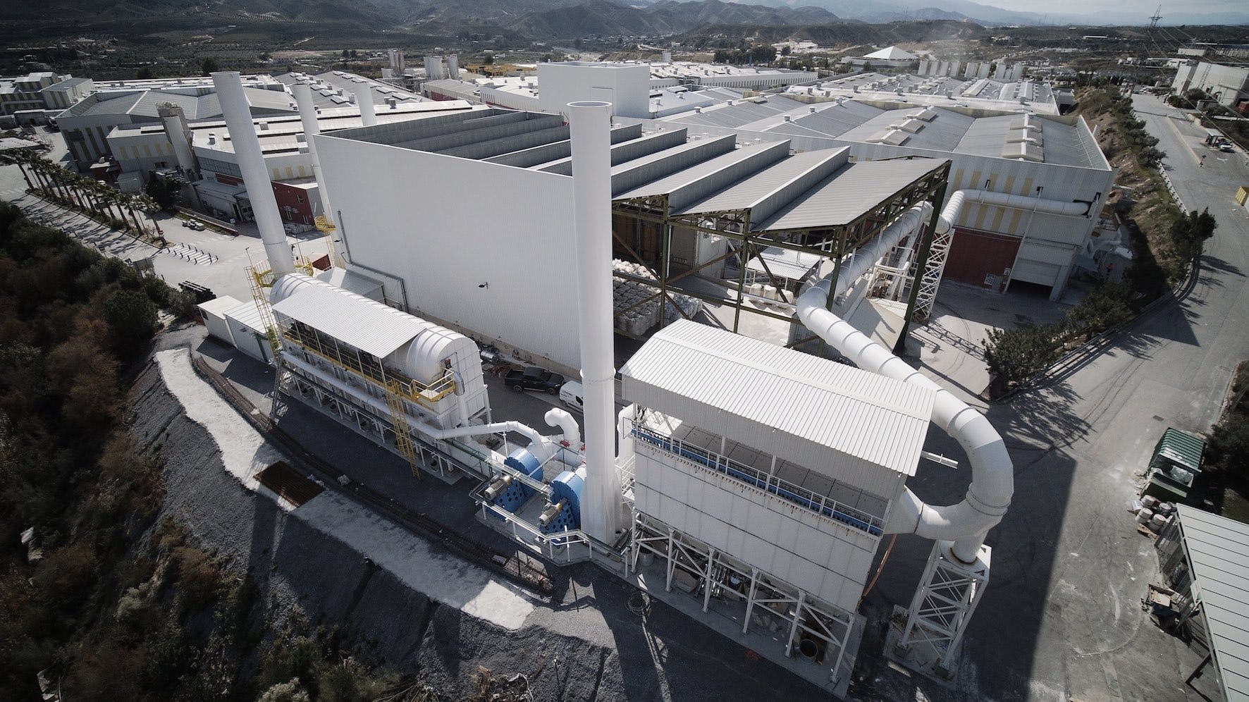Image 37 of Parque Industrial Cosentino Eficiencia prod COVs b.jpg?auto=format%2Ccompress&fit=crop&ixlib=php 3.3 in Cosentino maintains its double-digit growth rate and invests €197 million in 2022 - Cosentino