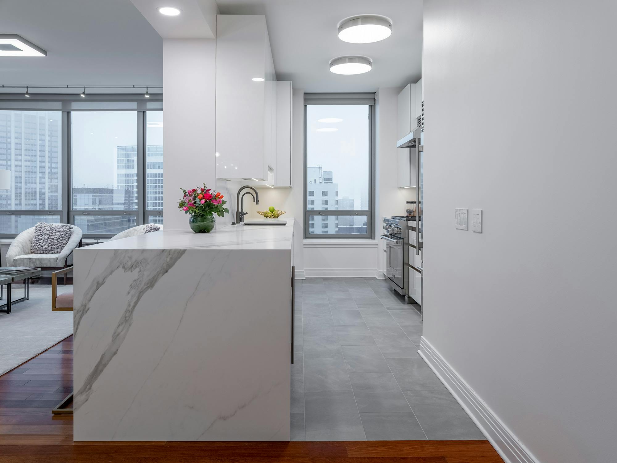Image 35 of Lake Shore Drive 9.jpg?auto=format%2Ccompress&ixlib=php 3.3 in Dekton Opera brings timeless and natural design to this Chicago home  - Cosentino