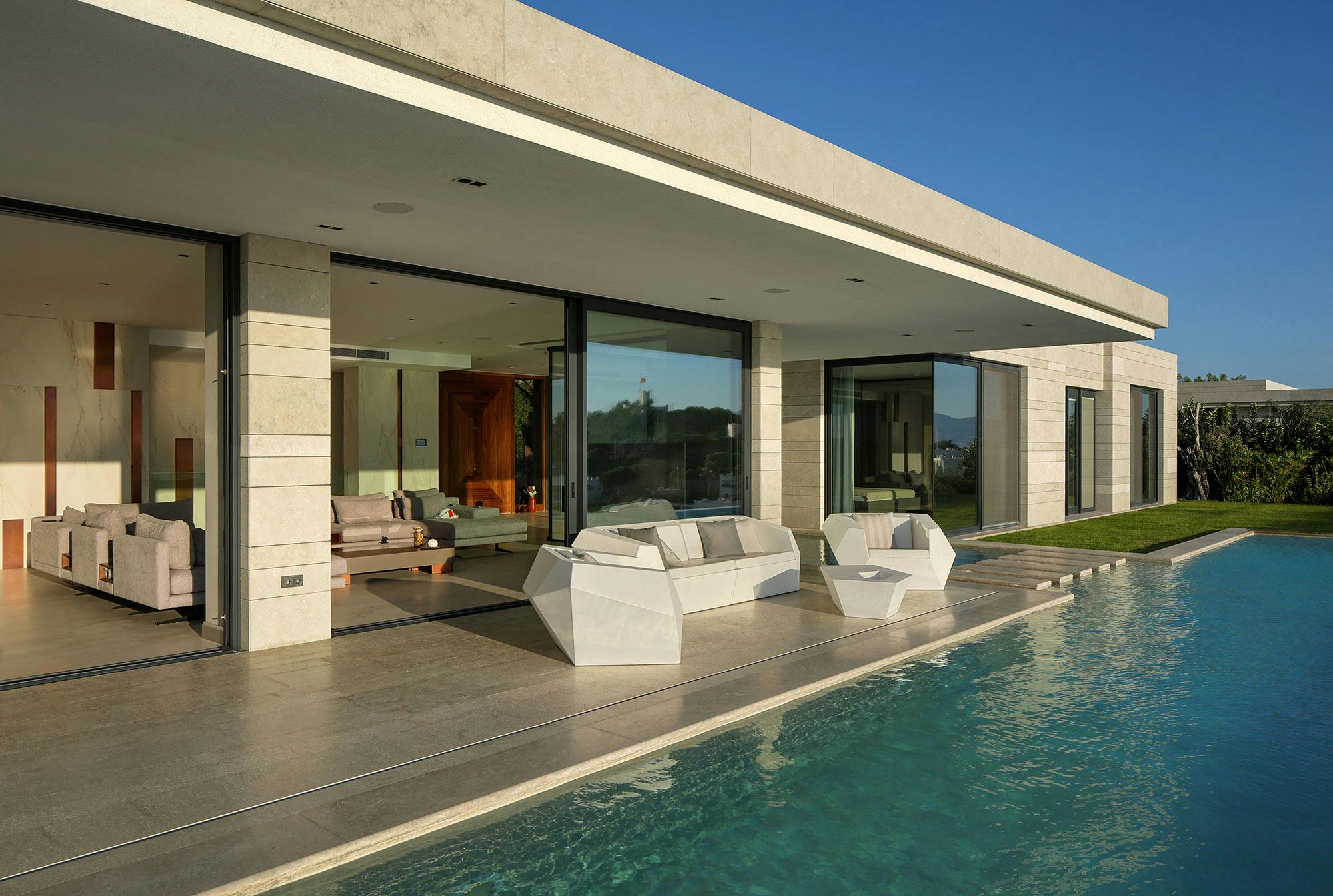 Image 40 of Bodrum Villa 12.jpg?auto=format%2Ccompress&ixlib=php 3.3 in An exceptional modern haven facing the Aegean Sea that uses Dekton to blur the boundaries between inside and outside - Cosentino