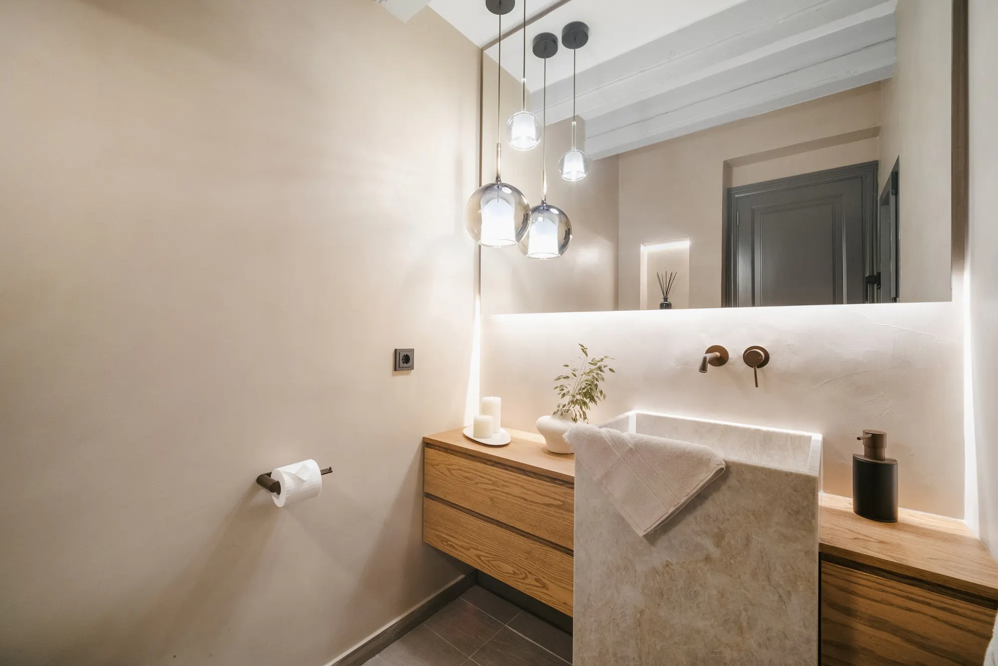 Andrax small (1) Image 48 of Andrax small 1.jpg?auto=format%2Ccompress&ixlib=php 3.3 in Badeværelser - Cosentino