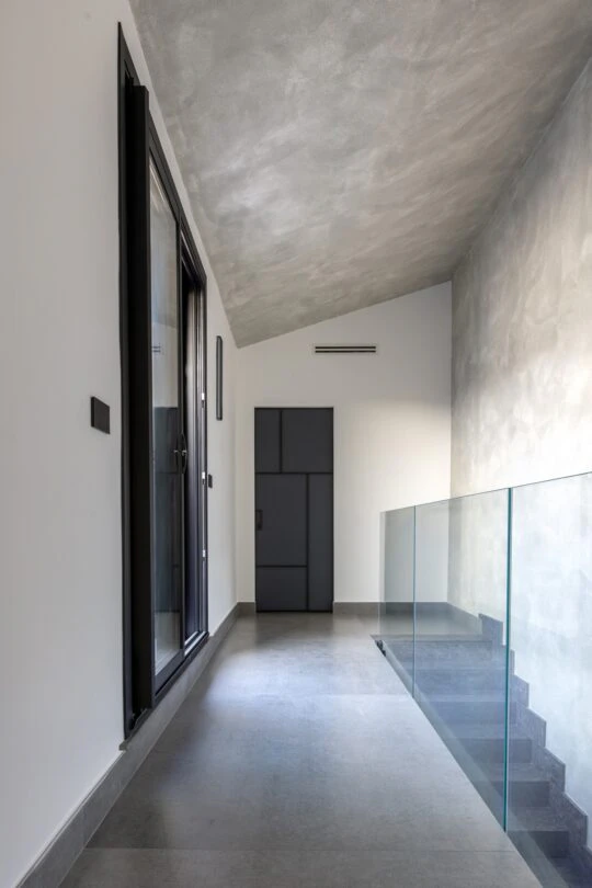 Villa Grey (7) Villa Grey (7)