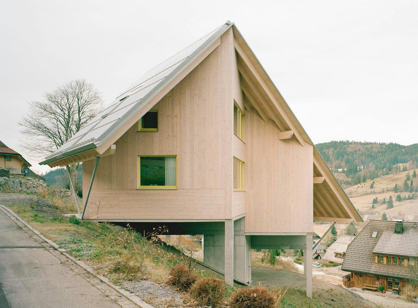 Bildnummer 33 des aktuellen Abschnitts von FRIHA. House on a hill von Cosentino Österreich