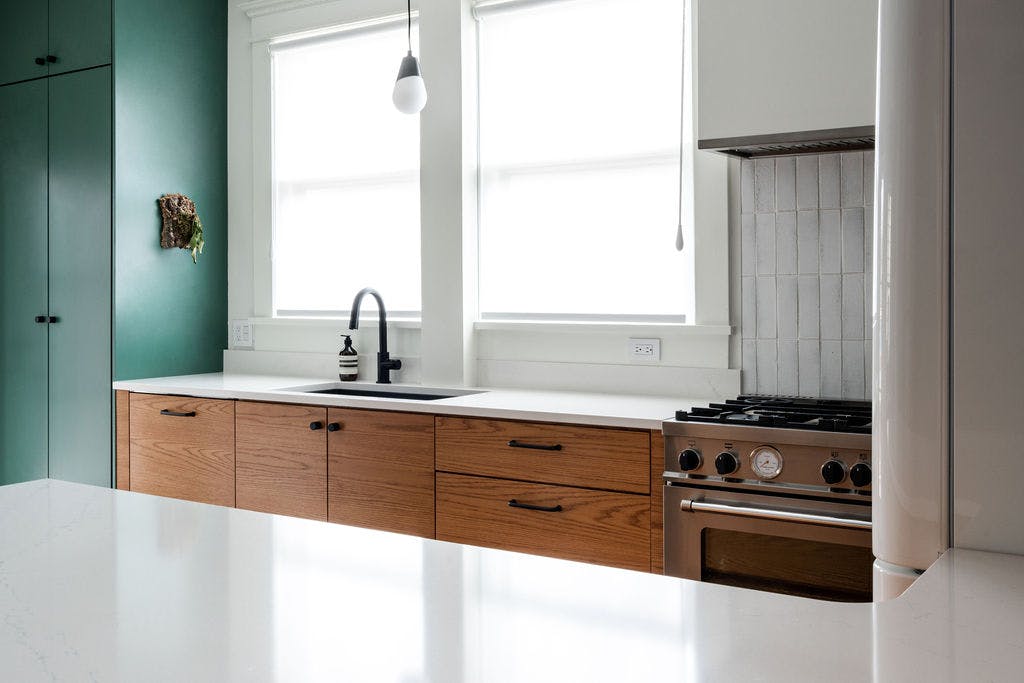 Bildnummer 39 des aktuellen Abschnitts von A kitchen reminiscent of the 1960s von Cosentino Österreich