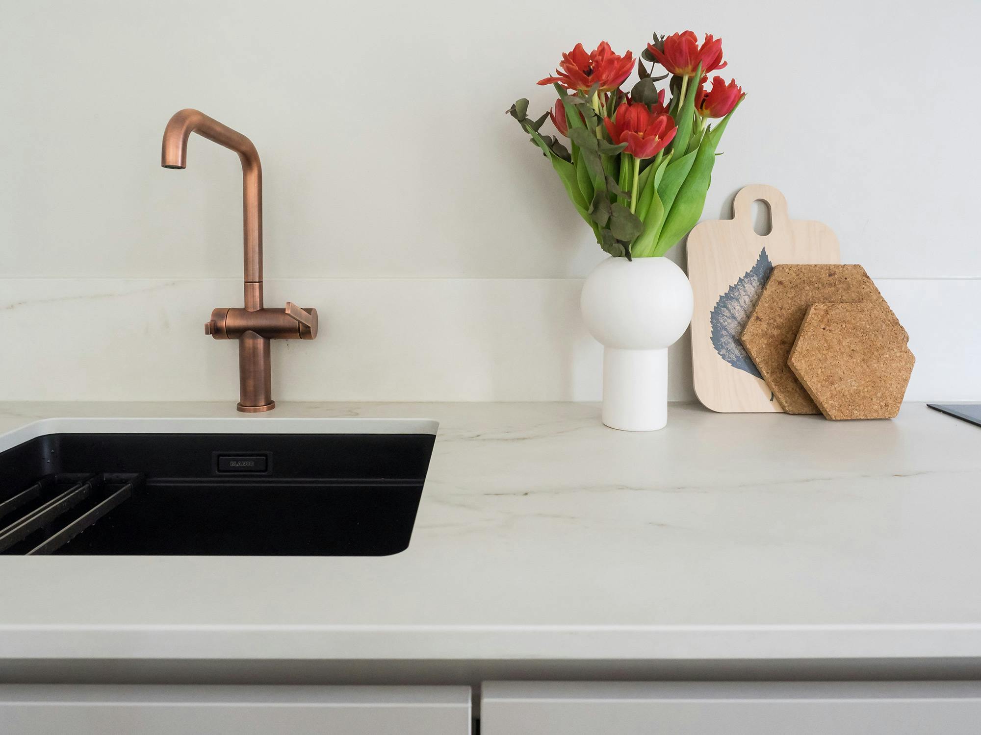 Interior designer Sanna Piitulainen chose Dekton Rem for her new kitchen Cosentino Österreich