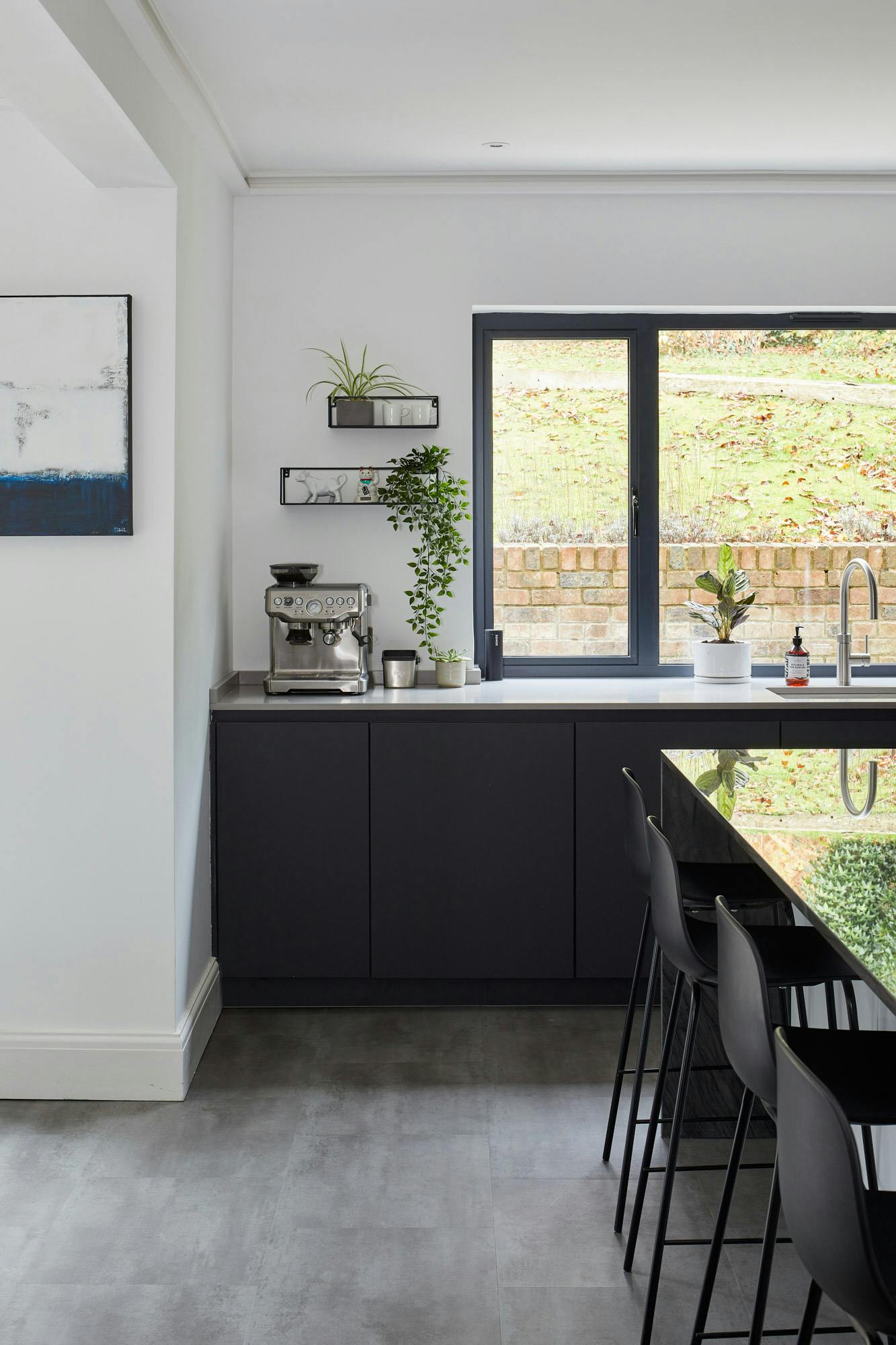 Bildnummer 38 des aktuellen Abschnitts von Luxury and functionality in an attractive open-plan kitchen in Hayes  von Cosentino Deutschland