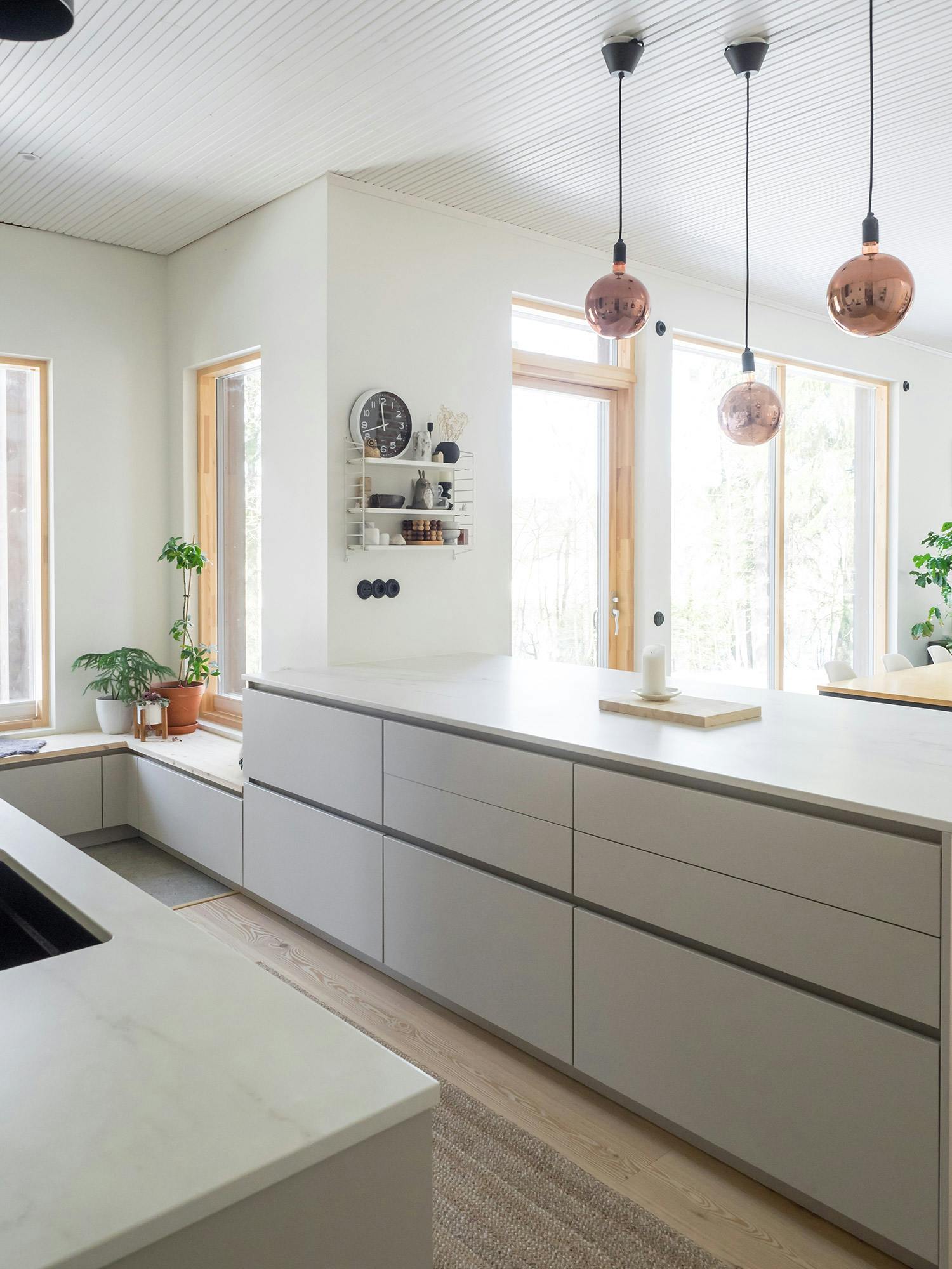 Bildnummer 35 des aktuellen Abschnitts von Interior designer Sanna Piitulainen chose Dekton Rem for her new kitchen von Cosentino Deutschland