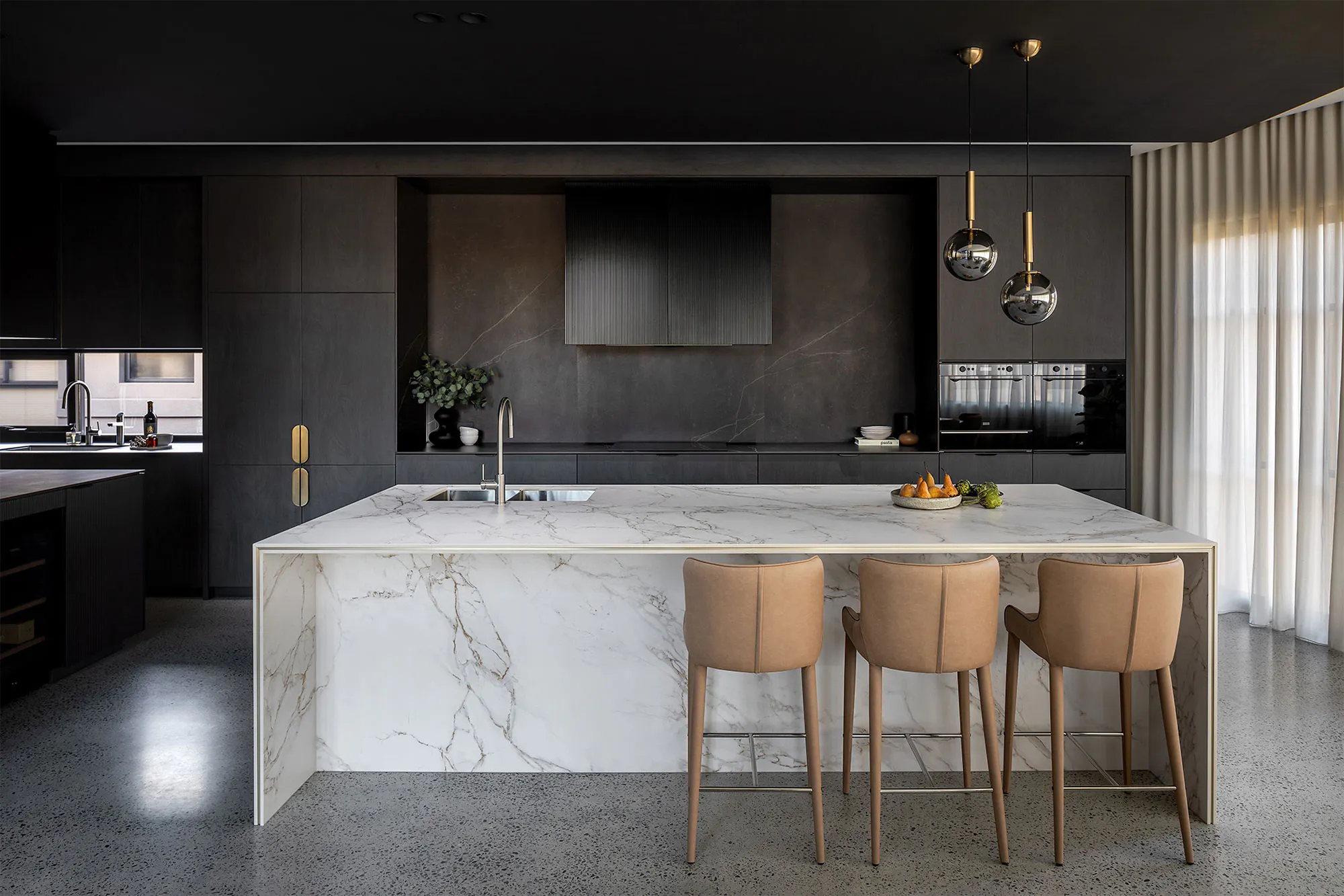 TRANSFORMWA_TOWNSHEND_002_small Image 73 of TRANSFORMWA TOWNSHEND 002 small.jpg?auto=format%2Ccompress&ixlib=php 3.3 in Contract - Cosentino