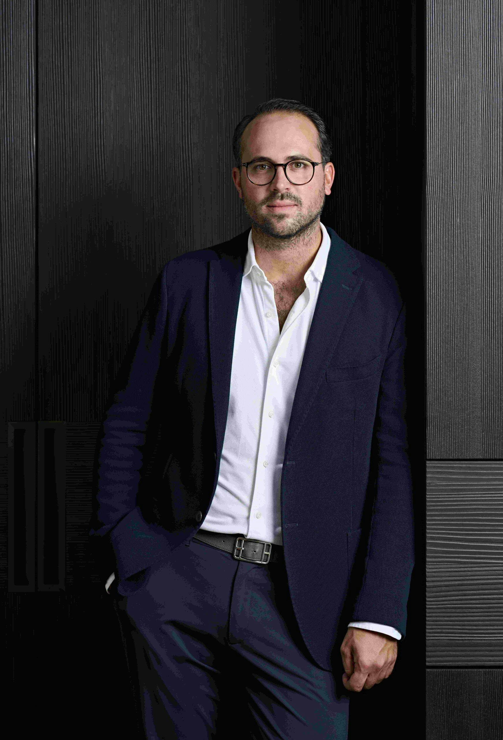 Thomas_Mang_2023_075 (1) (1)-2 Image 42 of Thomas Mang 2023 075 1 1 2 2 scaled.jpg?auto=format%2Ccompress&ixlib=php 3.3 in Ganzheitliche Leistungen für internationale Projekte - Cosentino