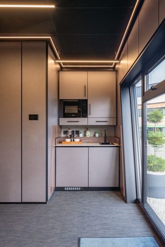 Facade KES Group (8) Facade KES Group (8)