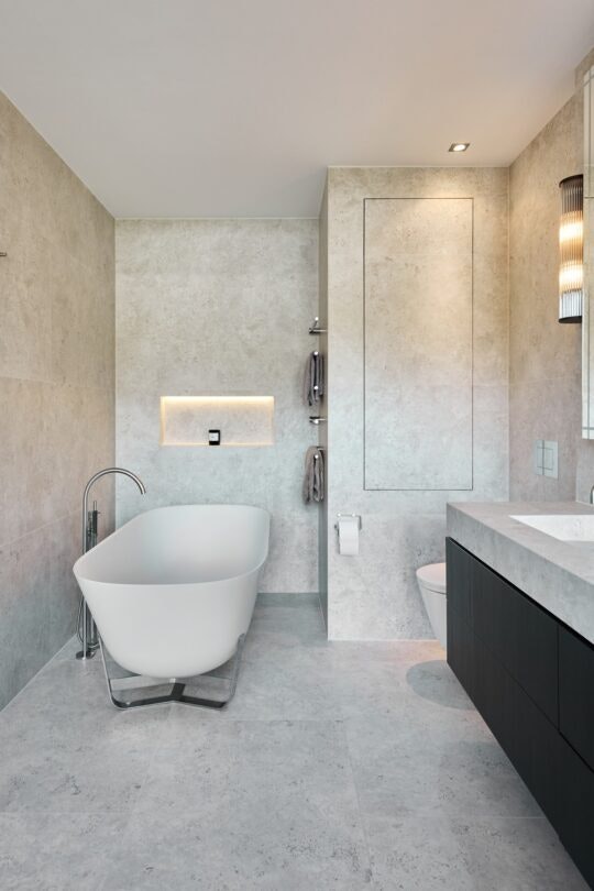 Laura Wontorra (1) Laura Wontorra (1)