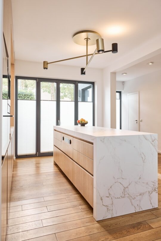 Laura Wontorra (13) Laura Wontorra (13)