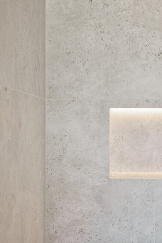 Laura Wontorra (9) Laura Wontorra (9)