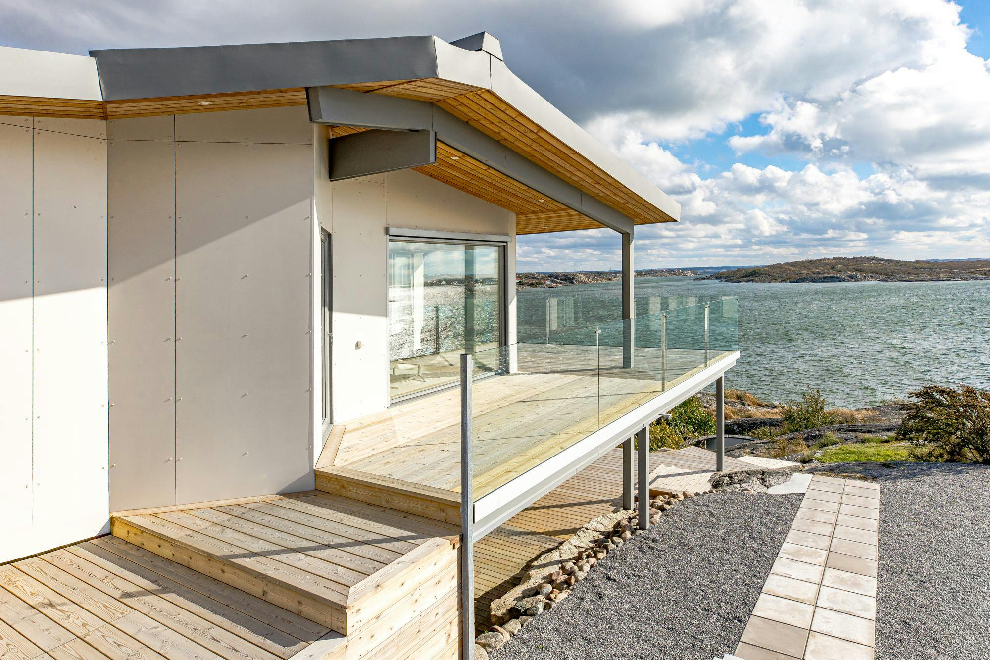 Villa Bellini (6) Image 45 of Villa Bellini 6.jpg?auto=format%2Ccompress&ixlib=php 3.3 in Redefining modular architecture: KES Group elevates ‘Business X’ with Dekton façade design - Cosentino