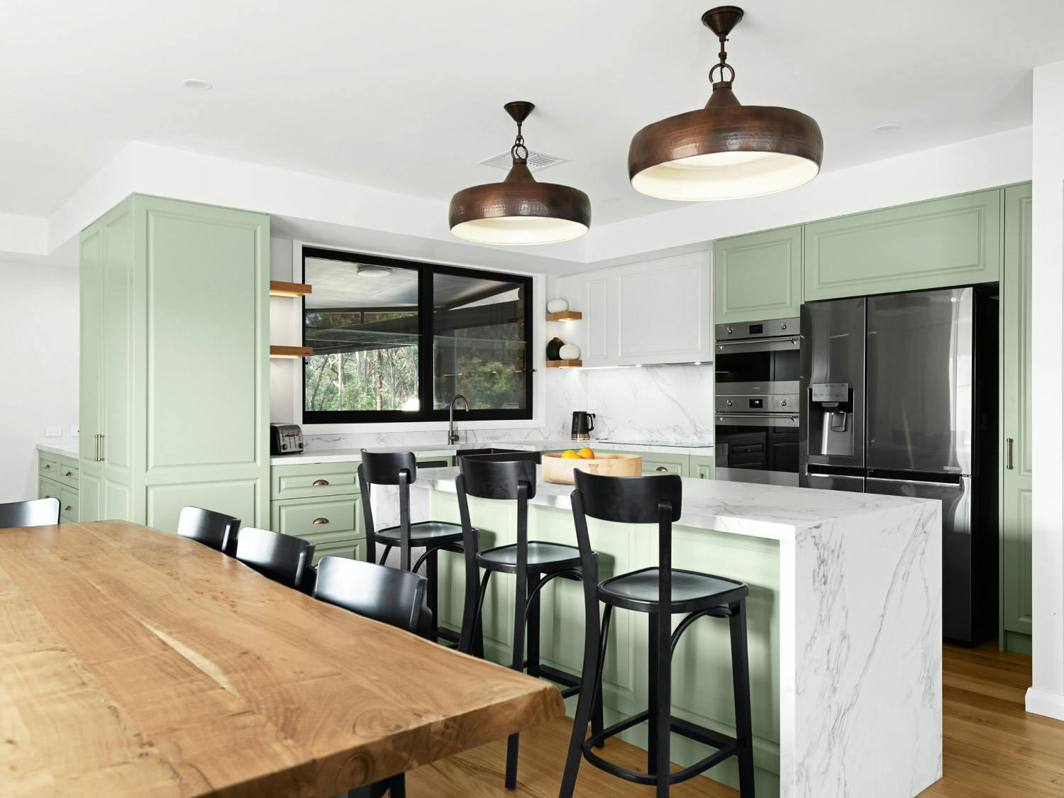 Image number 32 of the current section of Nothing beats colour for adding personality and interest to a kitchen – two interior designers reveal how to get it right and the common mistakes to avoid in Cosentino Australia
