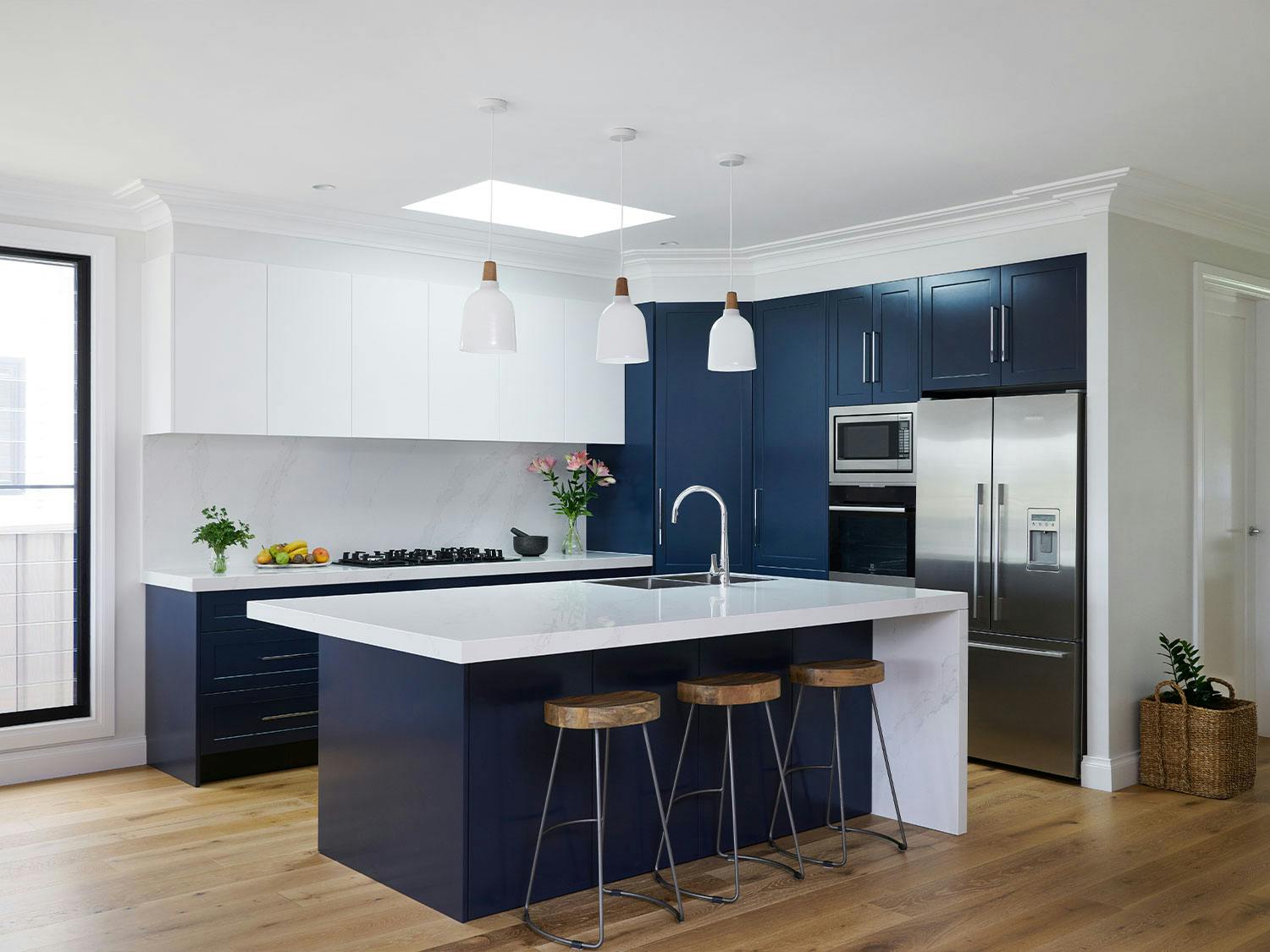 Image number 32 of the current section of Rhapsody in blue, white and Silestone® Calacatta Gold by Savas Kitchens in Cosentino Australia