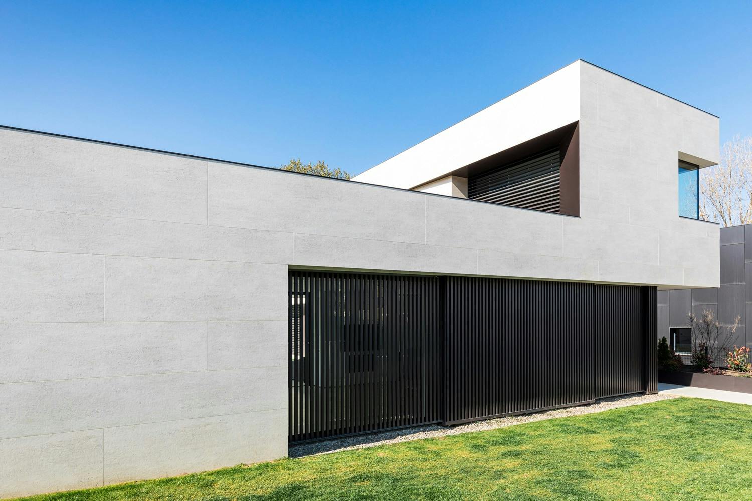 Image number 37 of the current section of TR House in Cosentino Australia