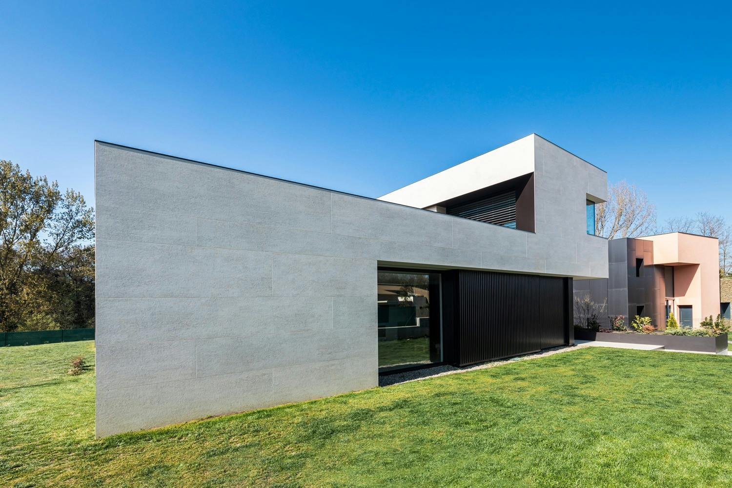Image number 39 of the current section of TR House in Cosentino Australia