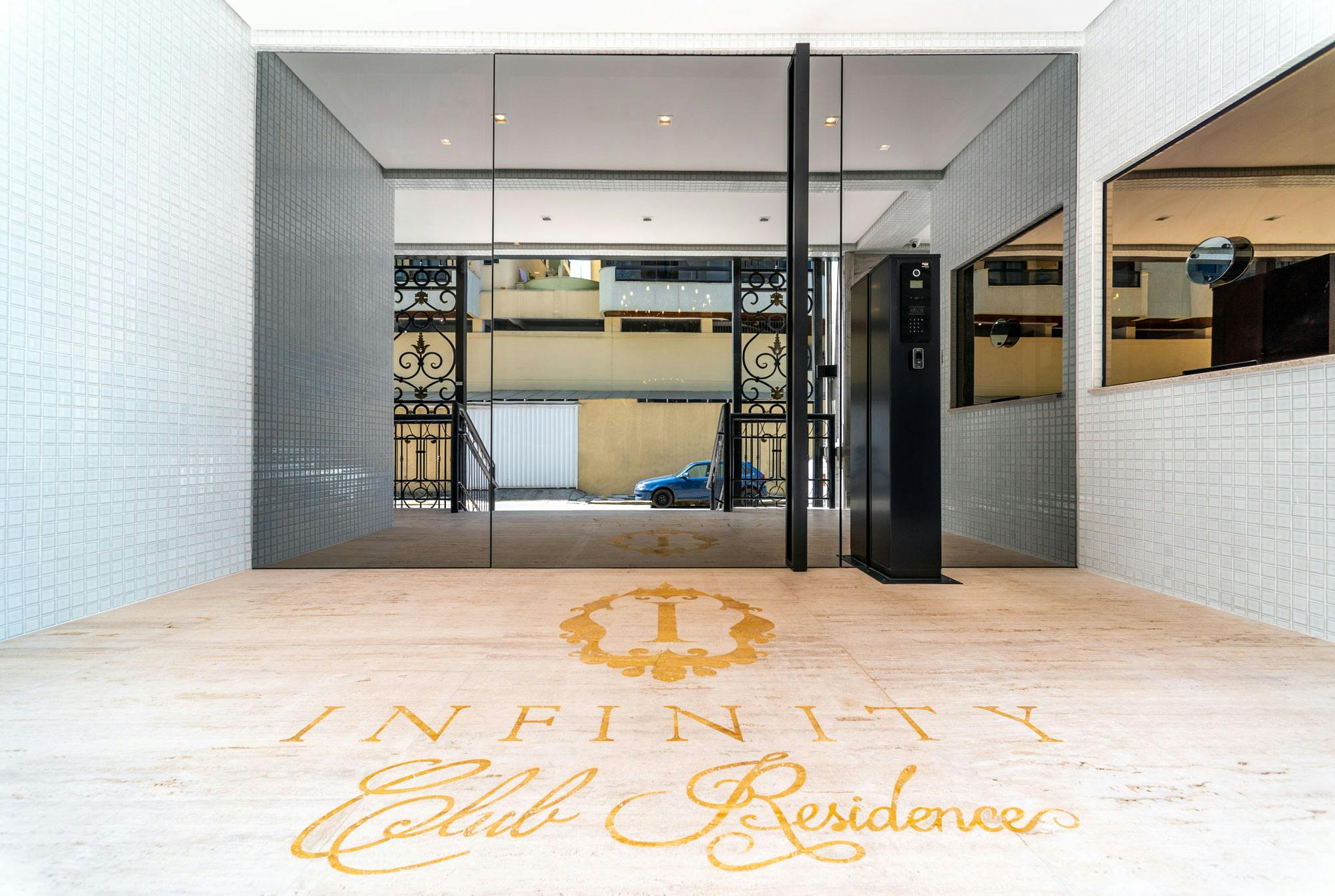 Image number 38 of the current section of Infinity Club in Cosentino Australia