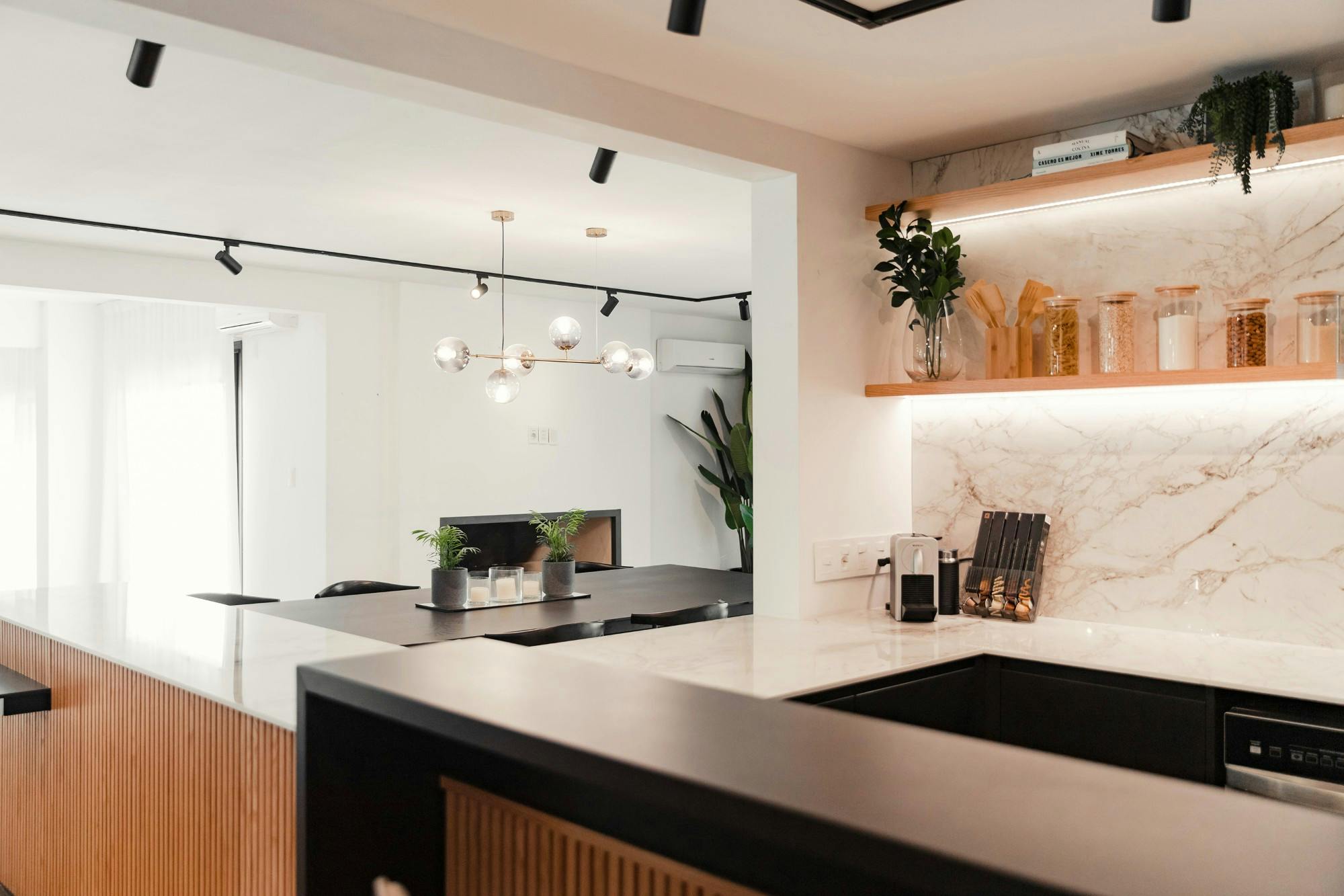 Image number 52 of the current section of Kitchen and dining room merged by a precise design in Cosentino Australia