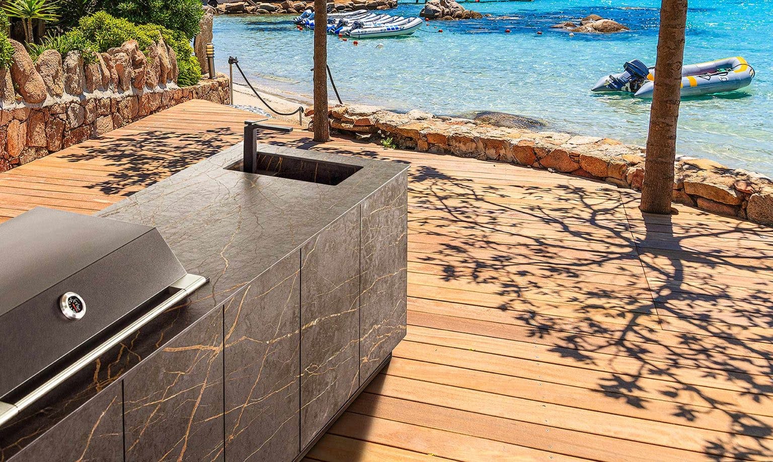 Image number 34 of the current section of Outdoor kitchens for a luxury garden in Cosentino Australia