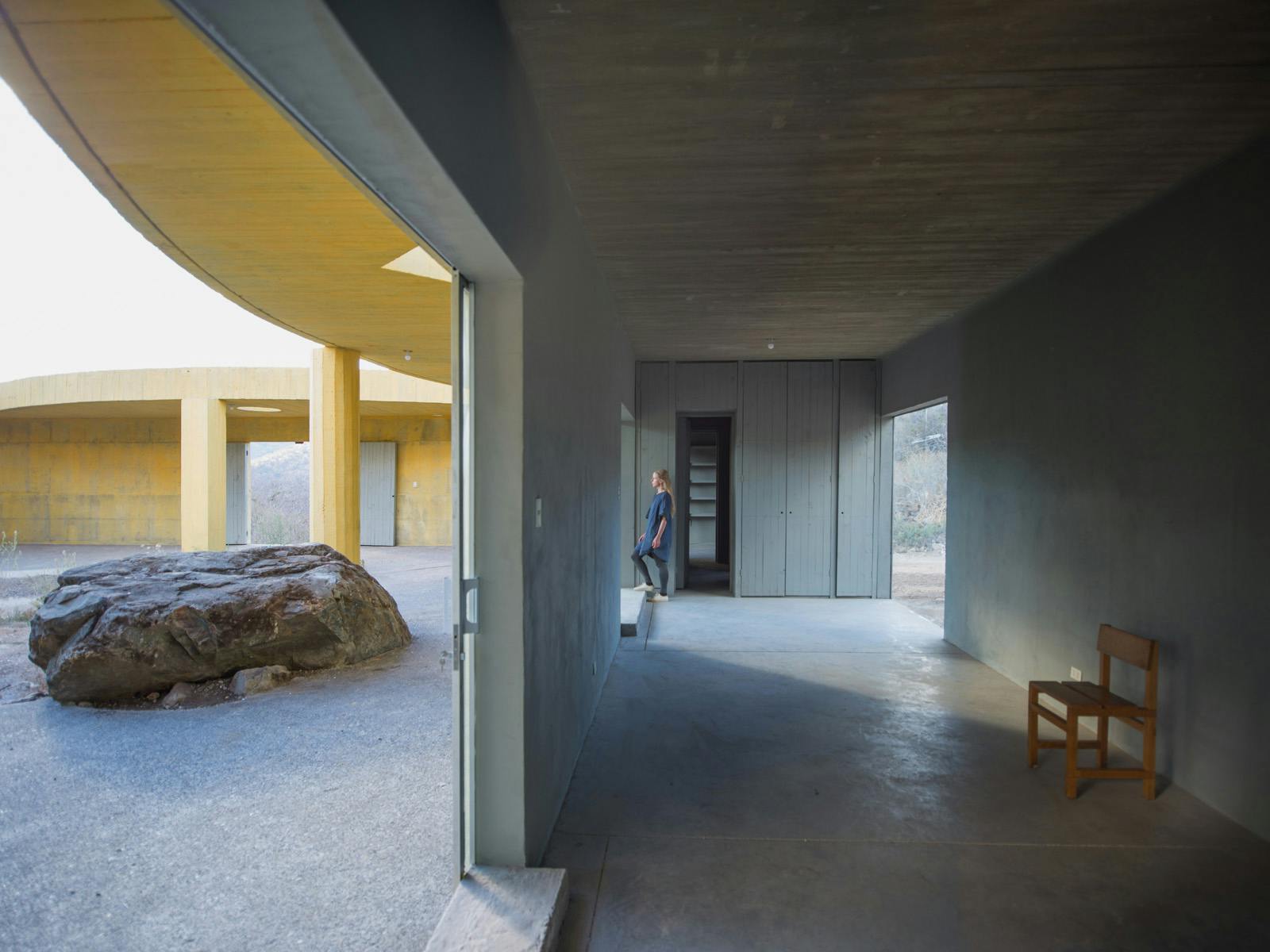 Image number 38 of the current section of Raem House in Cosentino Australia