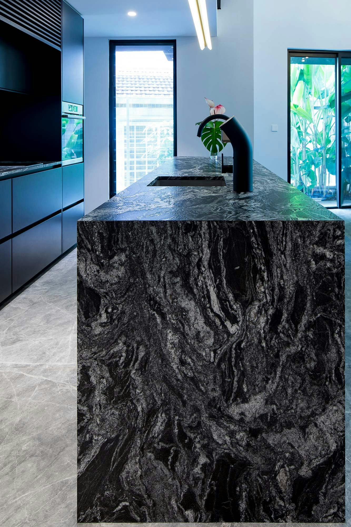 Image number 41 of the current section of Dekton, the material of choice for easy-to-clean, UV and humidity resistant surfaces in a modern villa in Cosentino Australia