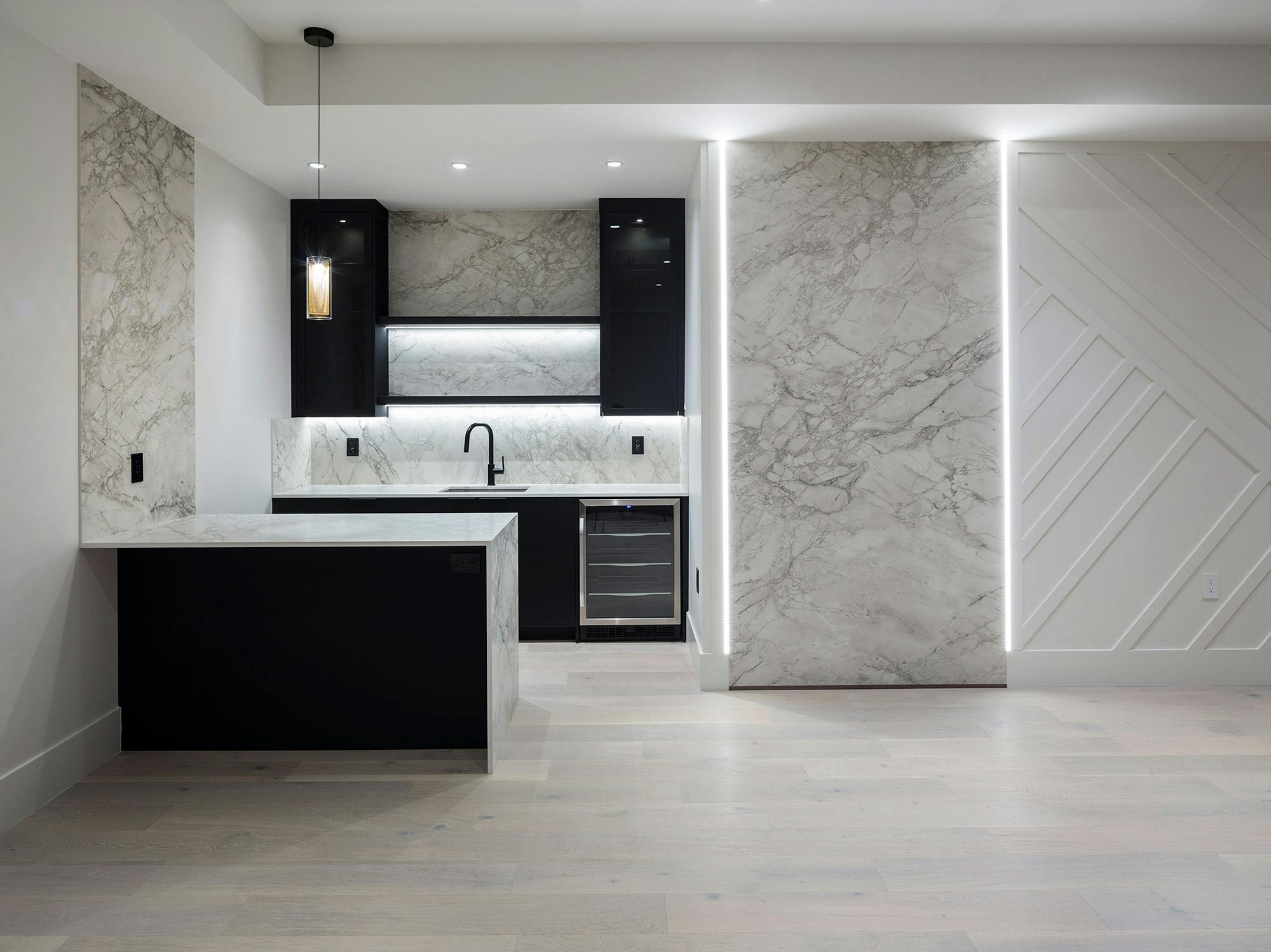 Image number 35 of the current section of A high-end residential highlights the beauty of Dekton in Cosentino Australia