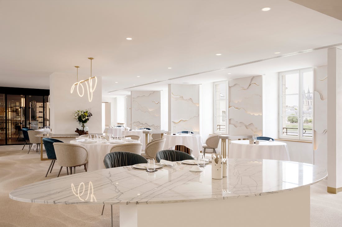 The sophistication and strength of Cosentino brands for award-winning chef Christophe Hay’s new 5-star hotel 