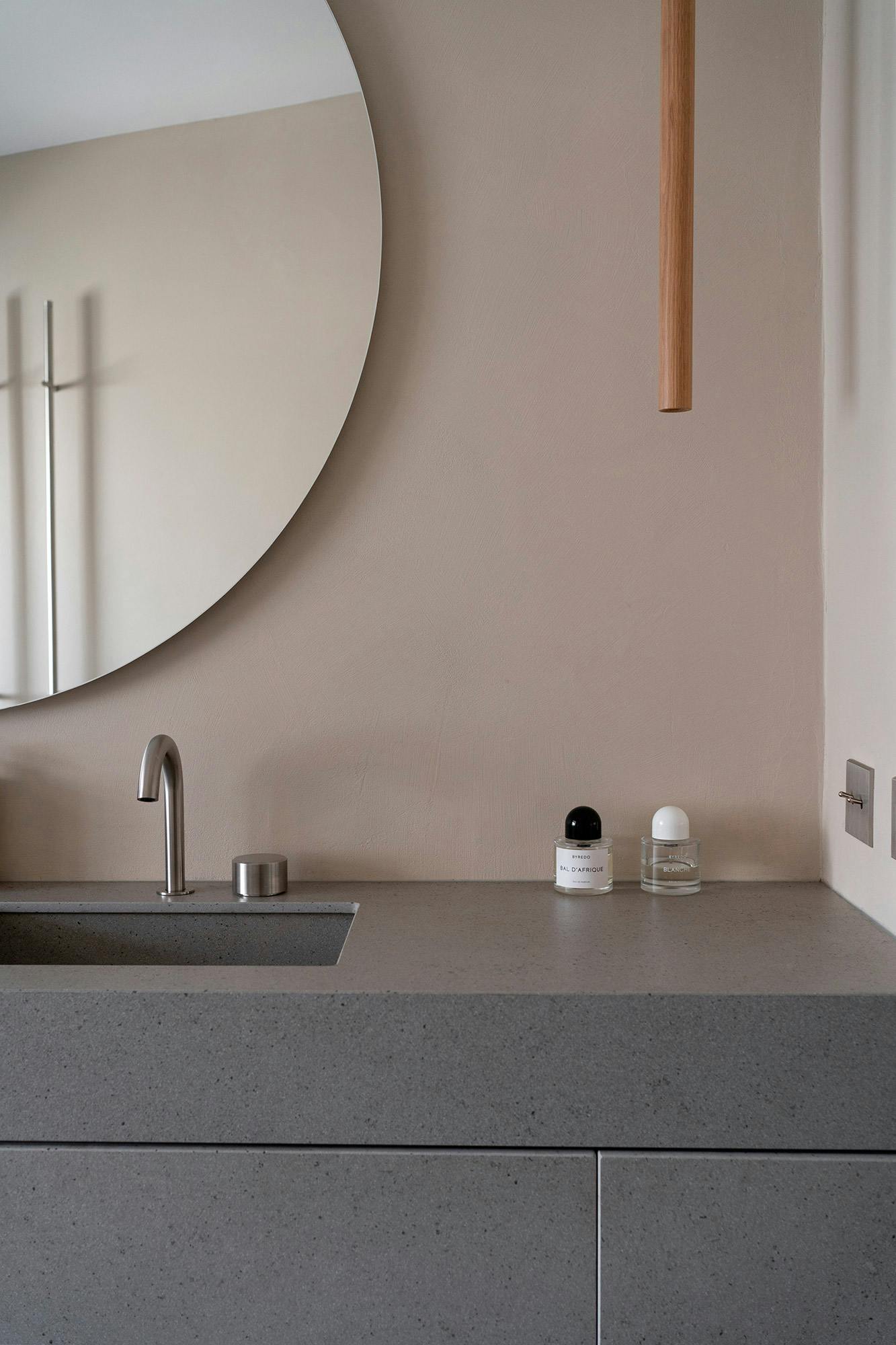 Image number 50 of the current section of Studio Costa Molinos turns to Dekton for the innovative vanity unit in the home of French influencers J’aime tout chez toi in Cosentino Australia