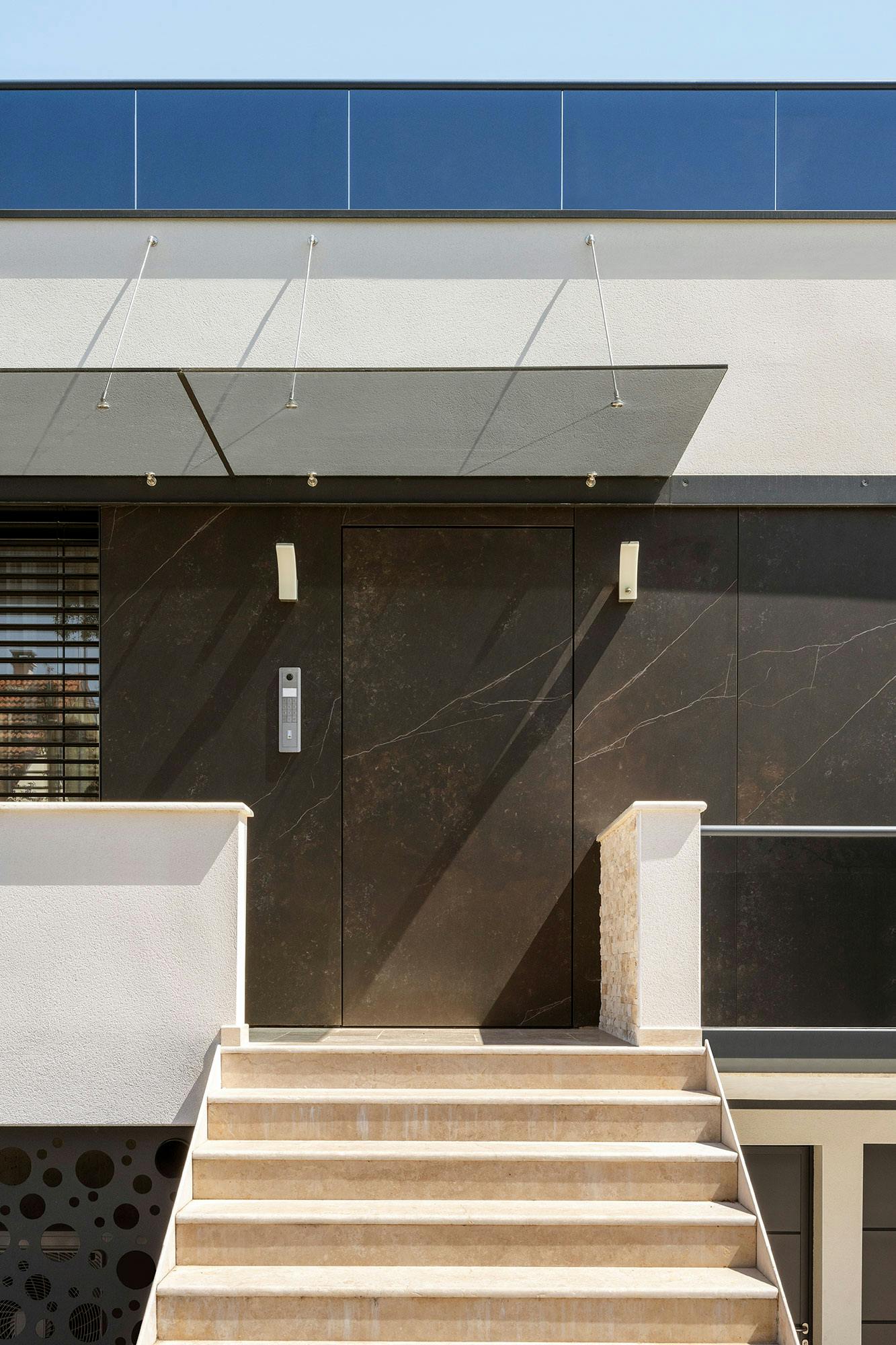 Image number 38 of the current section of Dekton for an integrated façade and outdoor kitchen in this private home in France in Cosentino Australia