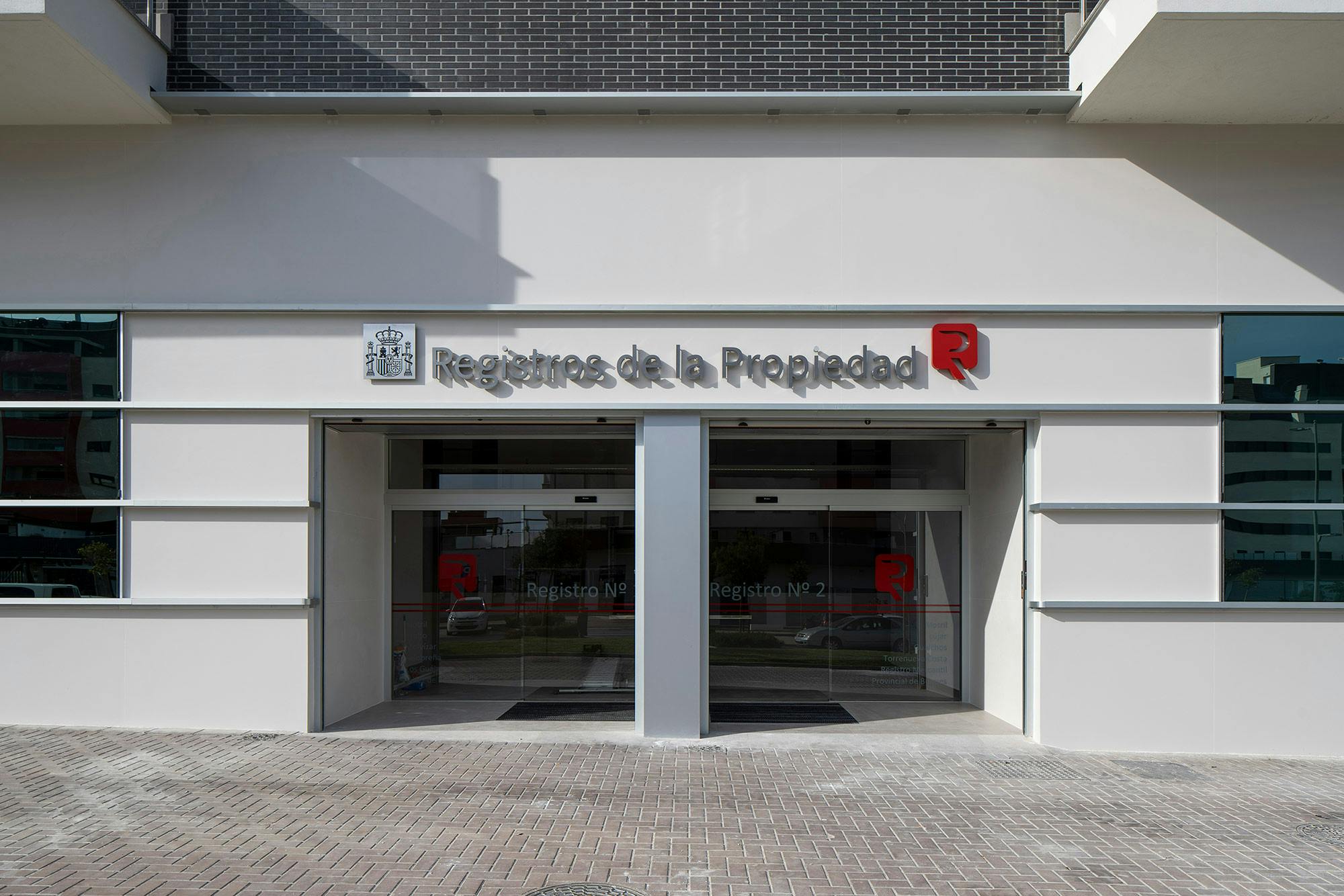 Image number 39 of the current section of New look for the Land Registry offices in Motril in Cosentino Australia