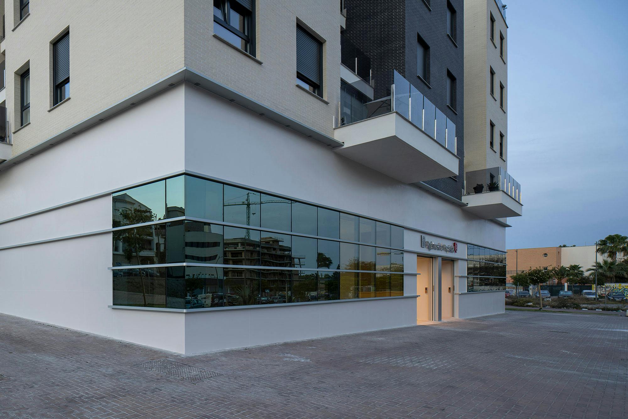 Image number 37 of the current section of New look for the Land Registry offices in Motril in Cosentino Australia
