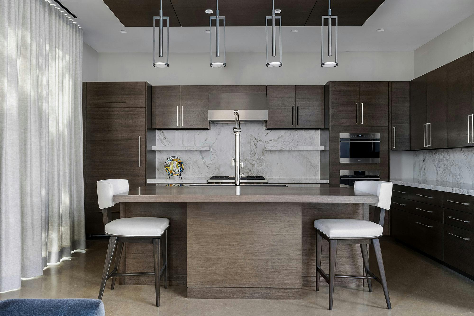 Image number 32 of the current section of {{An upscale contemporary home in Dallas with Dekton}} in Cosentino Australia