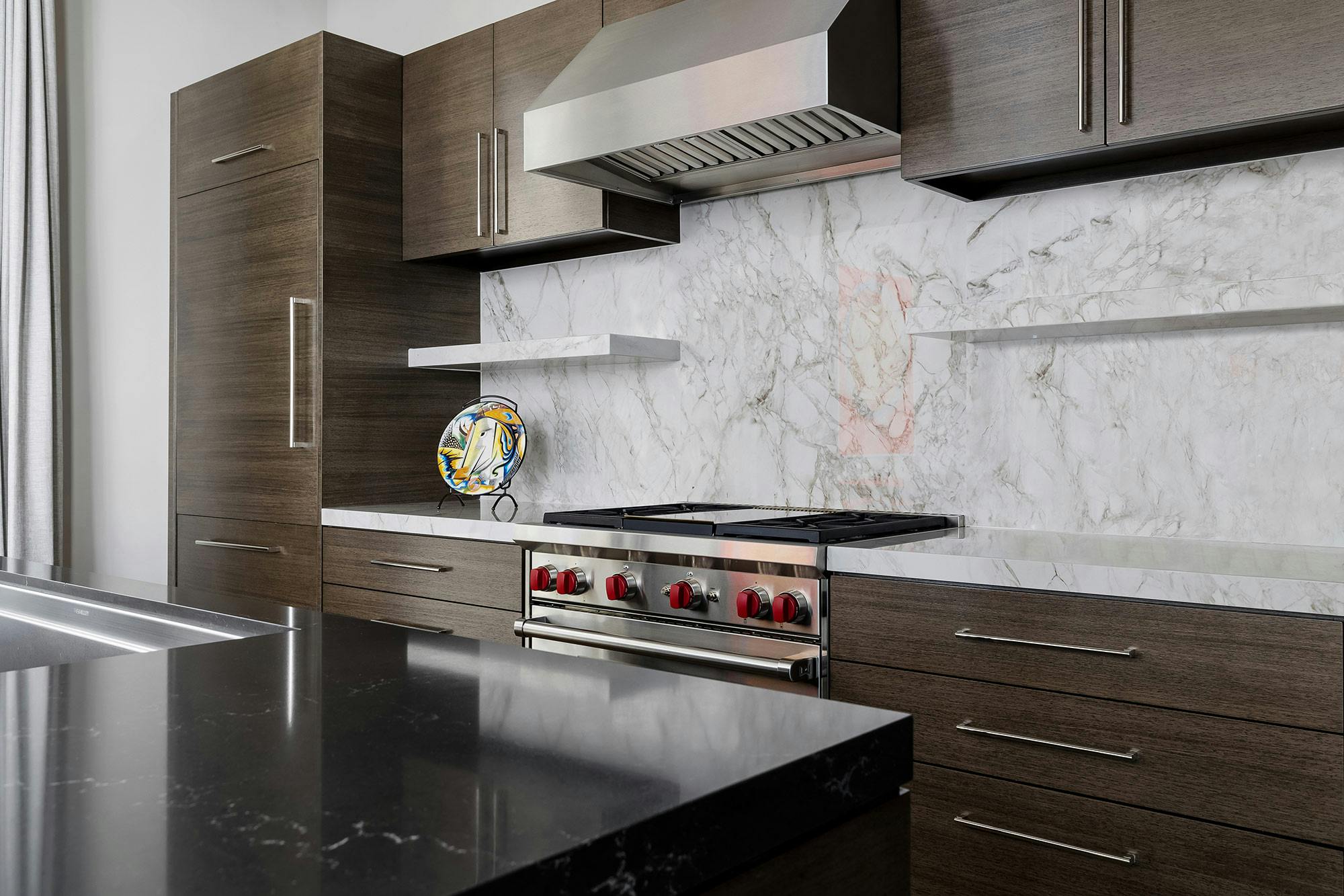 Image number 37 of the current section of An upscale contemporary home in Dallas with Dekton in Cosentino Australia