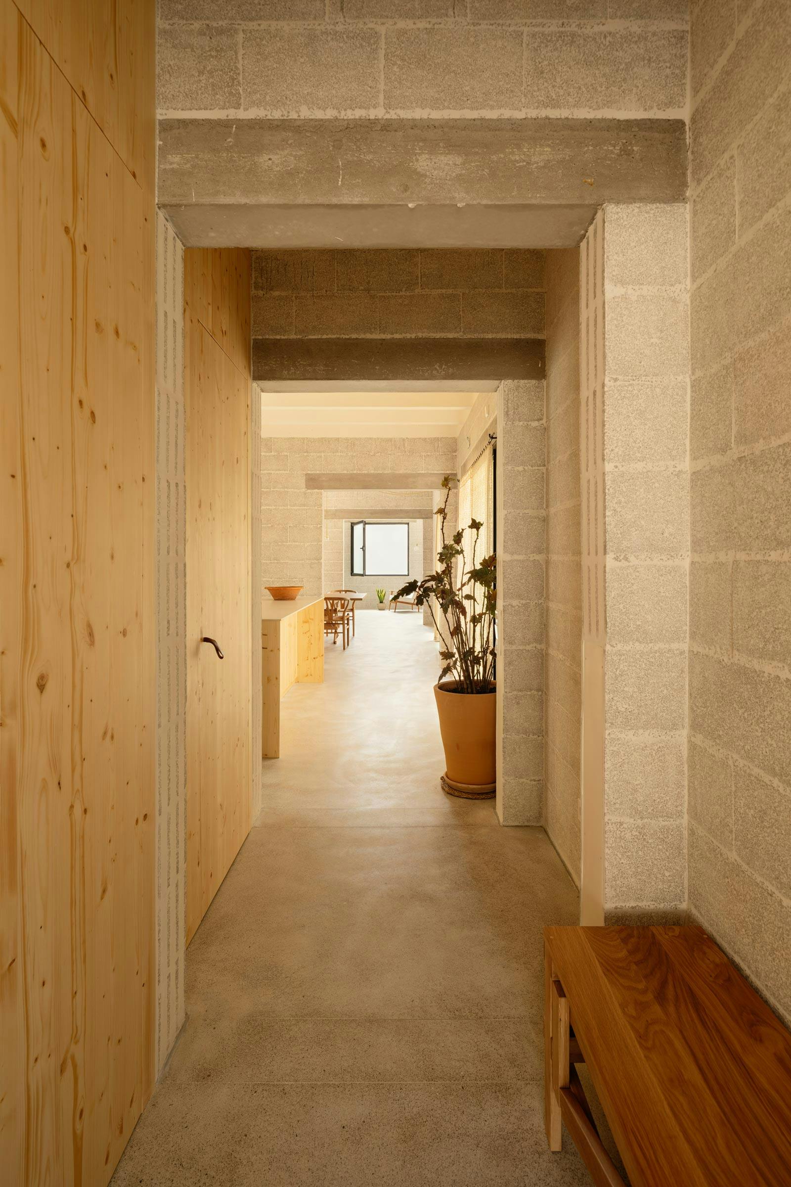 Image number 42 of the current section of Guillem and Cati's home in Cosentino Australia