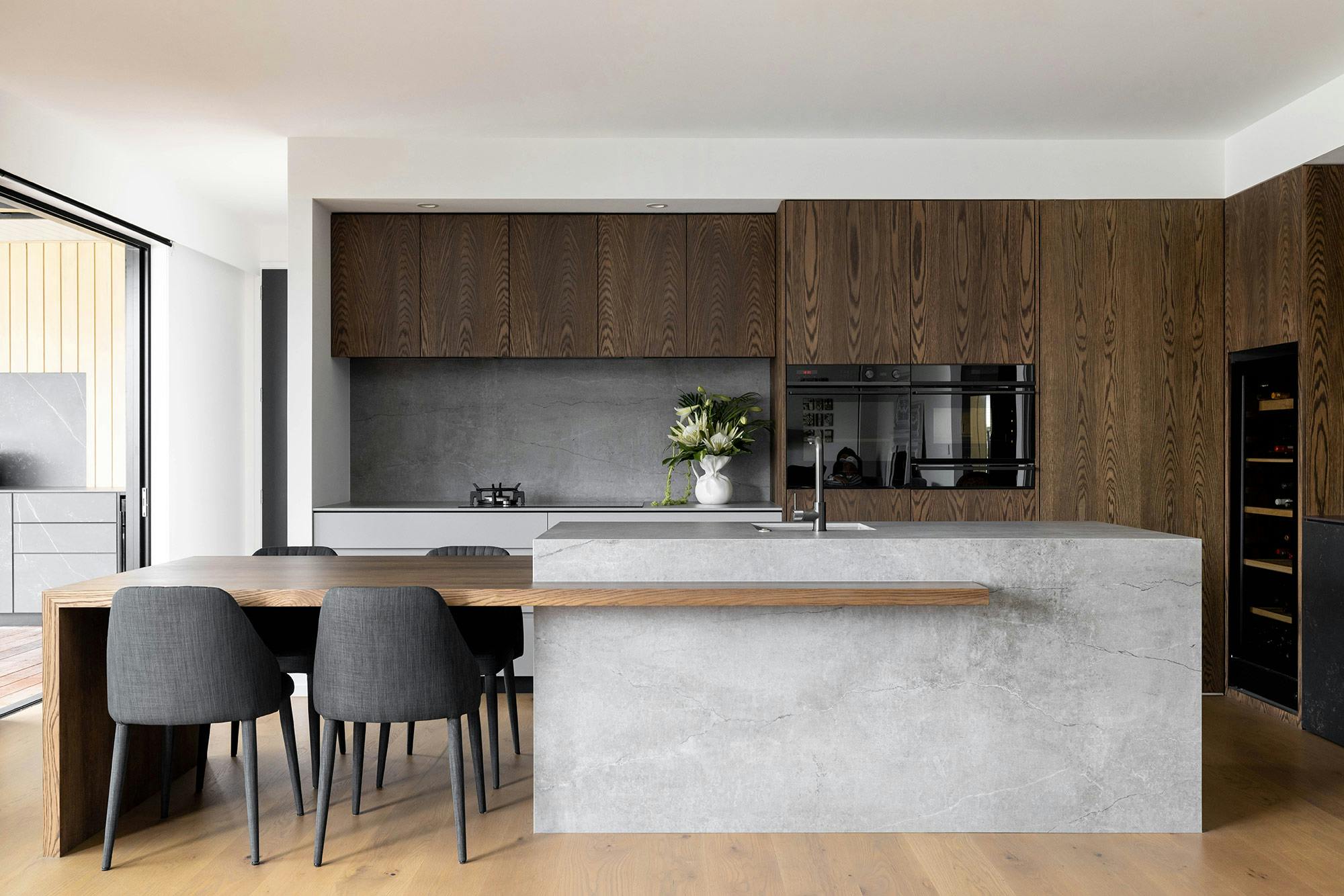 Image number 32 of the current section of {{Two Dekton colours to match wood in kitchens and bathrooms}} in Cosentino Australia