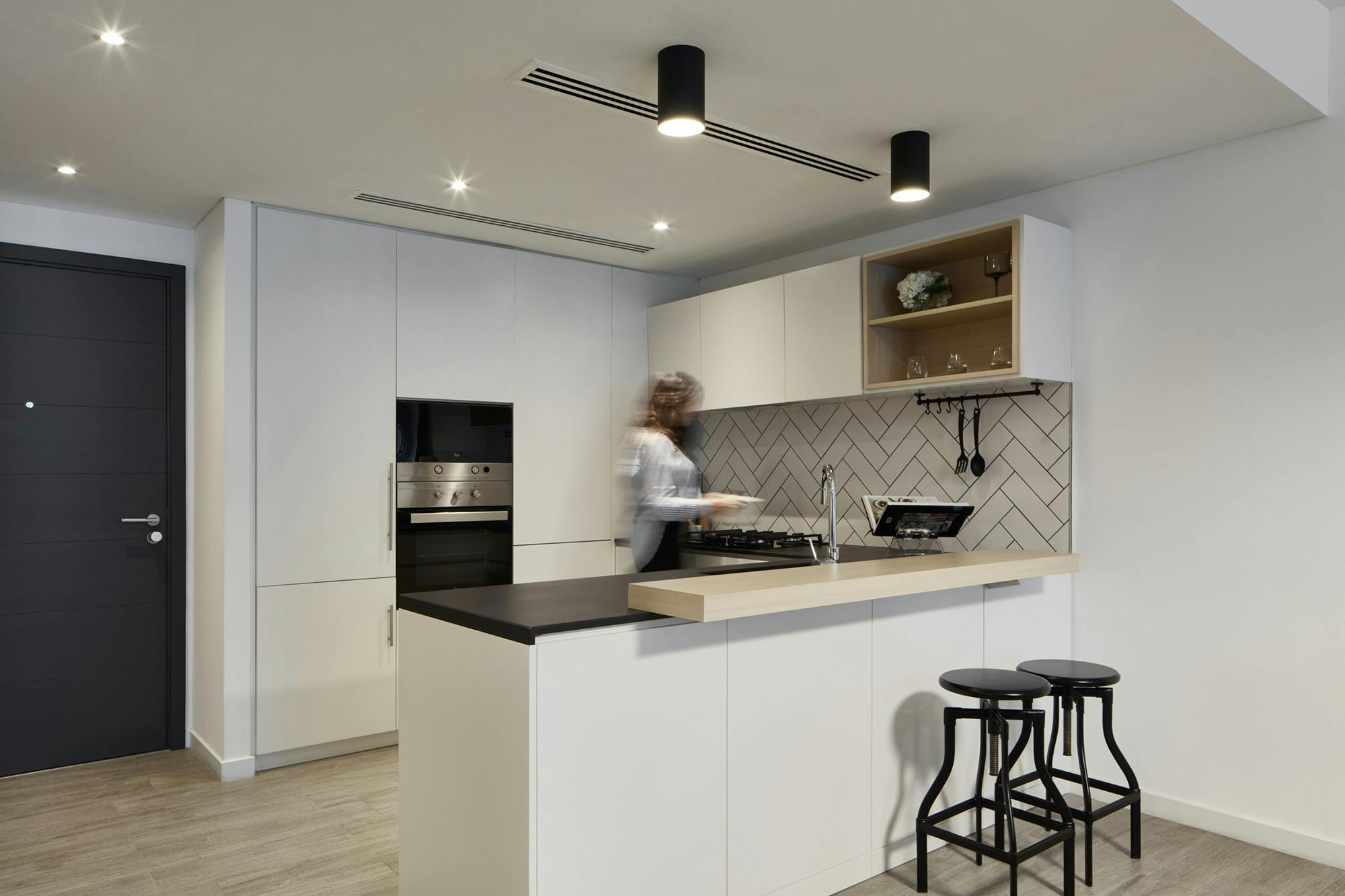 Image number 33 of the current section of Dekton Sirius adds a welcoming touch to the kitchens of a residential development in Dubai in Cosentino Australia