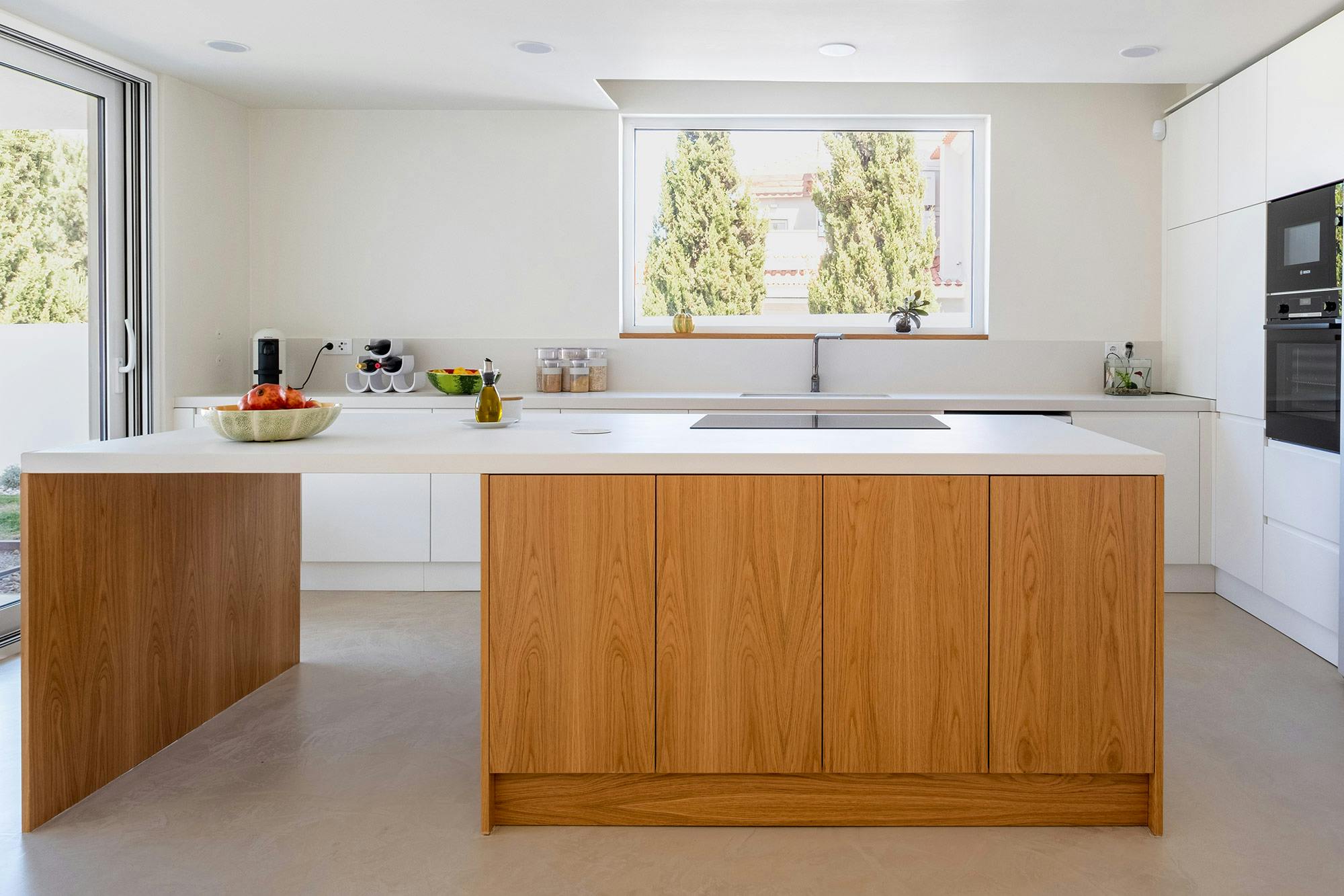 Image number 38 of the current section of Colorful two-toned kitchens in North Carolina inspired by Silestone Sunlit Days in Cosentino Australia