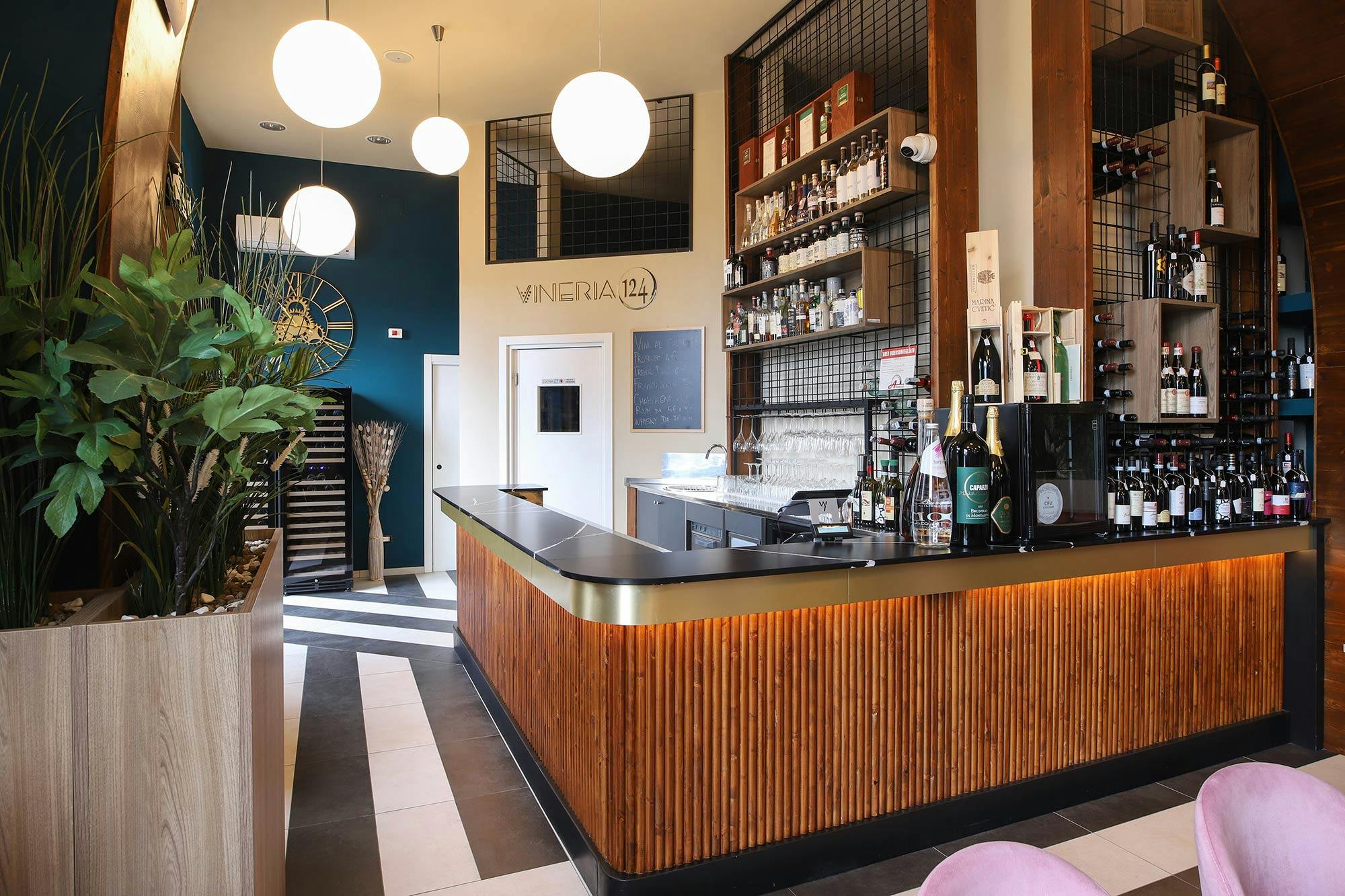 Image number 32 of the current section of A wine bar with an elegant bar counter that attracts all eyes (and withstands everything) in Cosentino Australia