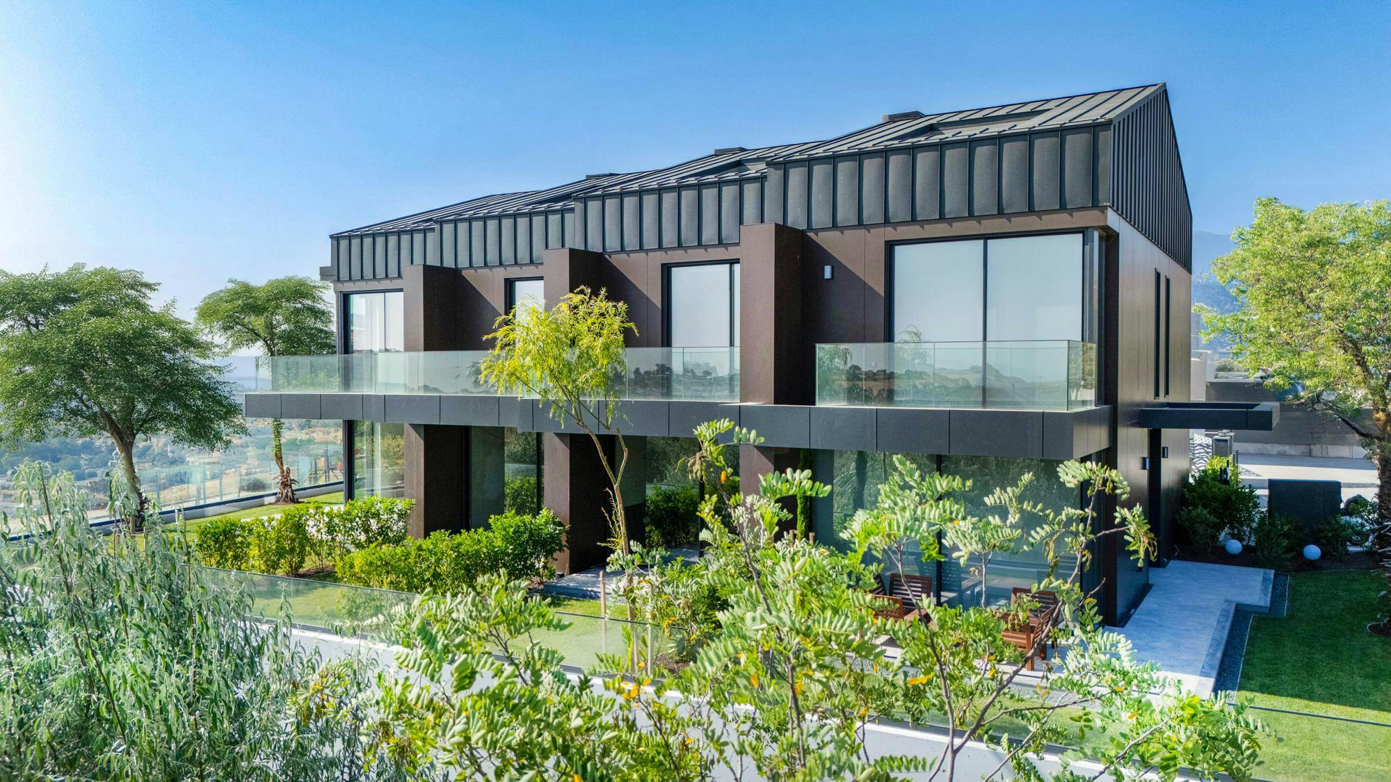 Urla Deryasi Villas (18) Image 59 of Urla Deryasi Villas 18.jpg?auto=format%2Ccompress&ixlib=php 3.3 in Contract - Cosentino