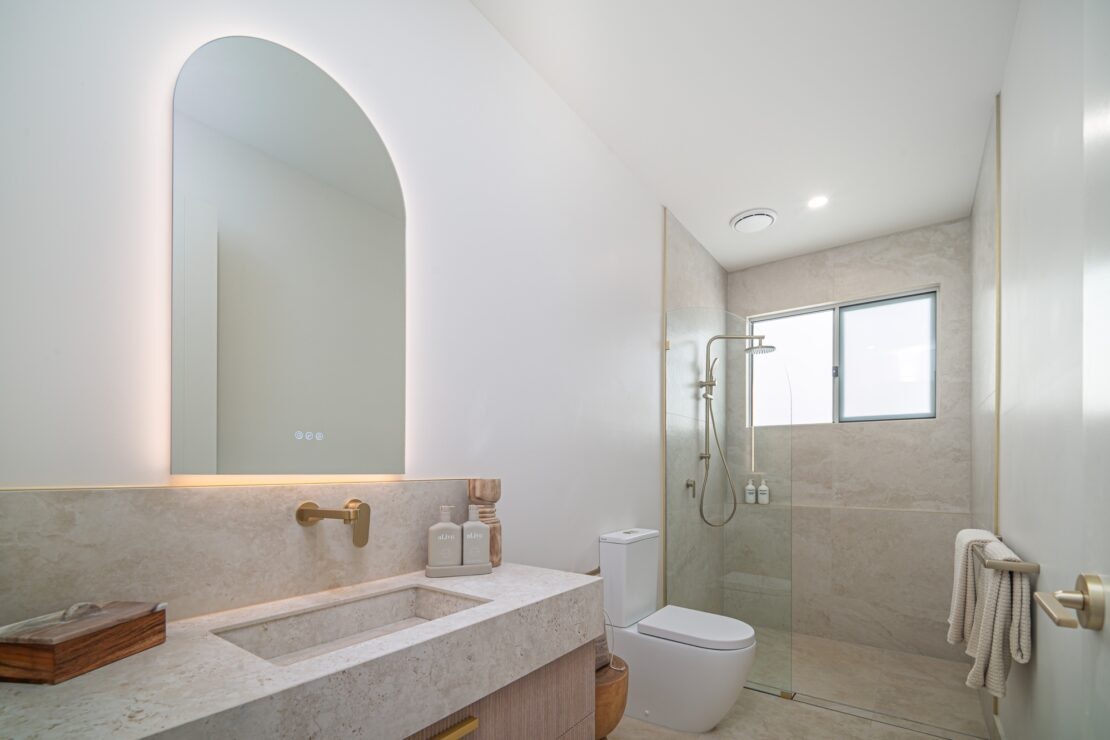 The-Coral-Display-House-13 The-Coral-Display-House-13