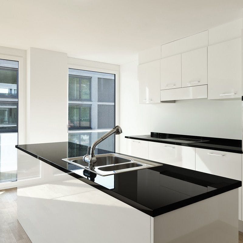 Image number 38 of the current section of black-kitchen-countertops in Cosentino Canada