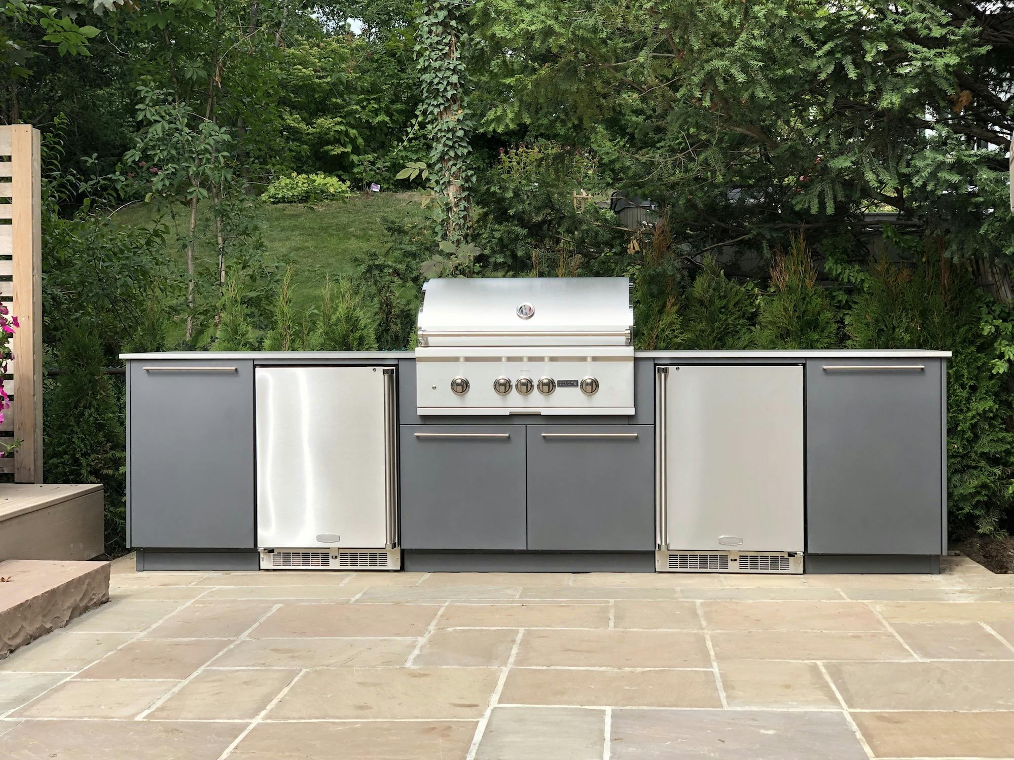 Image number 32 of the current section of Great Canadian Backyard Series: Urban Bonfire X Outdoor Kitchen & Cabinetry deliver a special outdoor living area for a Toronto family of four in Cosentino Canada