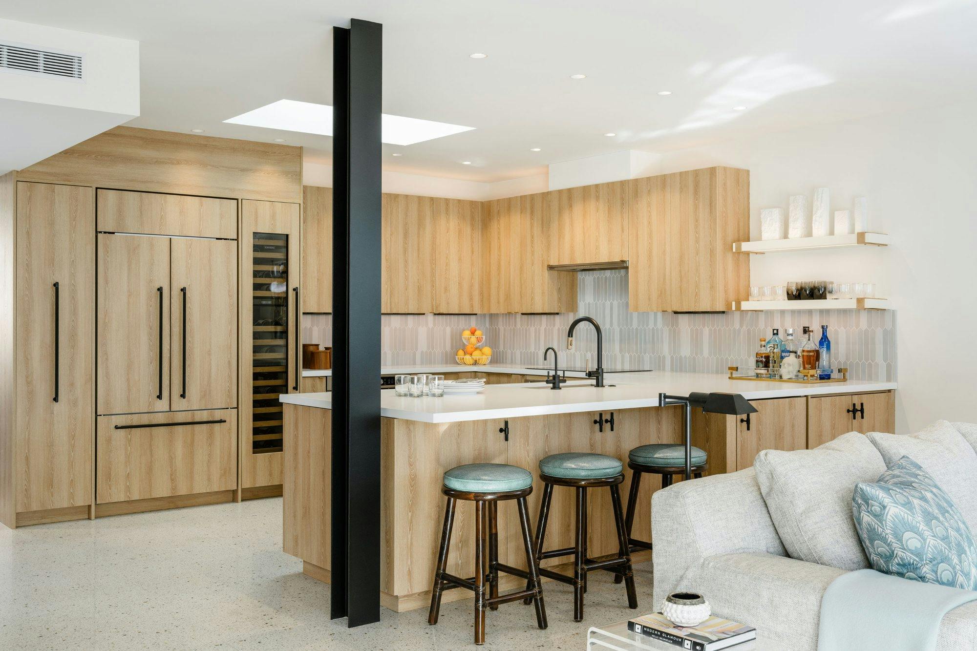 Image number 33 of the current section of The interior designer Staci Munic designs her dream home using Silestone in Cosentino Canada
