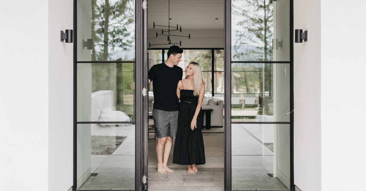 Image number 32 of the current section of {{Carey and Angela unveil their gorgeous new home in Kelowna, BC}} in Cosentino Canada