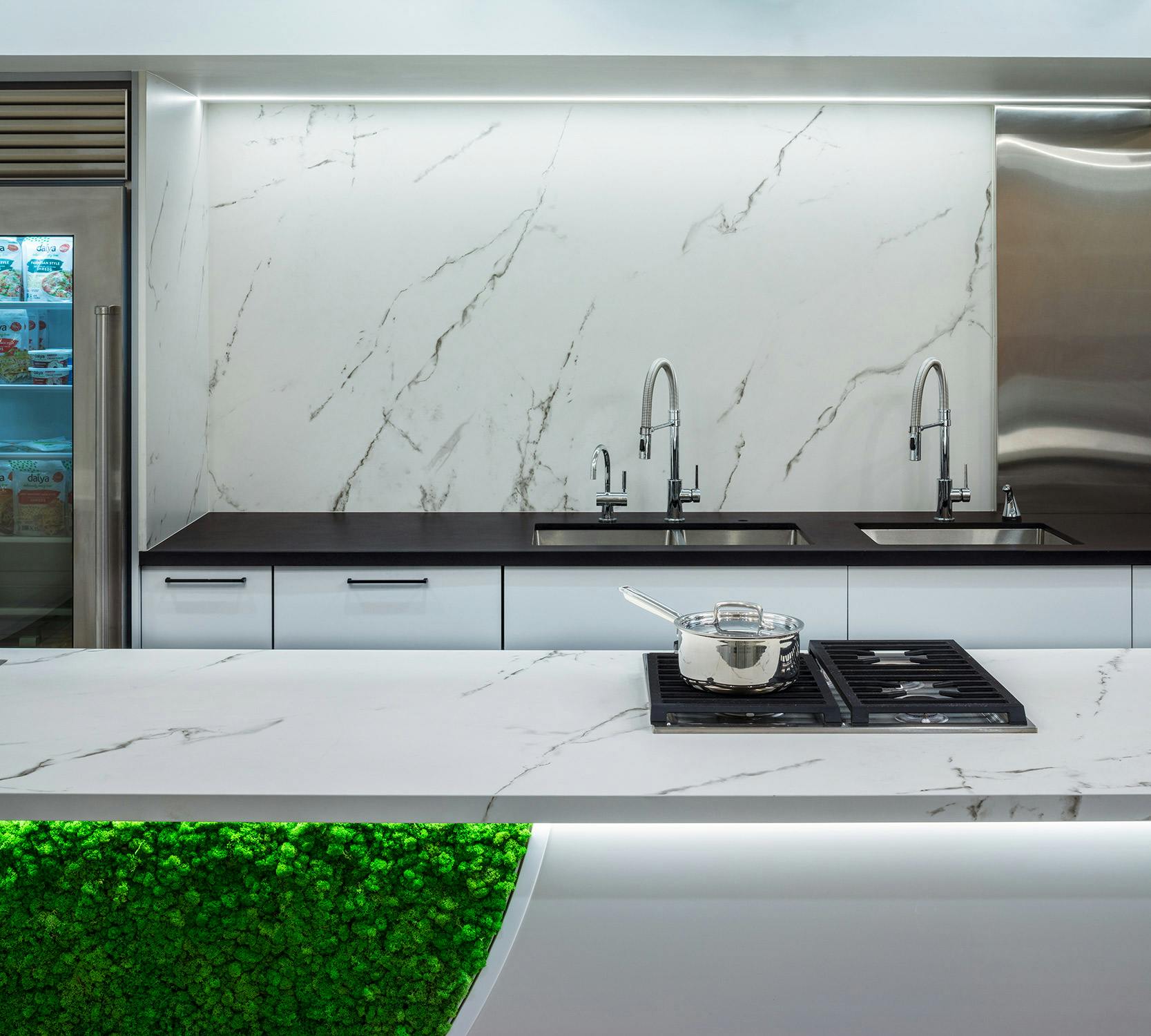 Image number 49 of the current section of Kitchens in Cosentino Canada