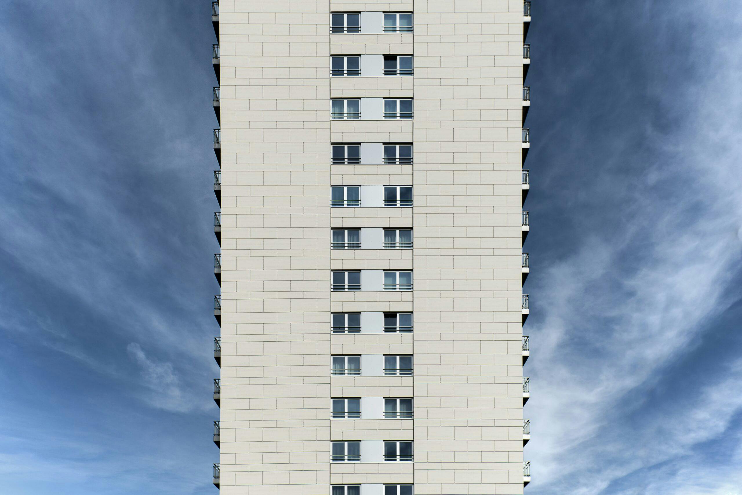 Image number 33 of the current section of Torre Hooghe in Cosentino Canada