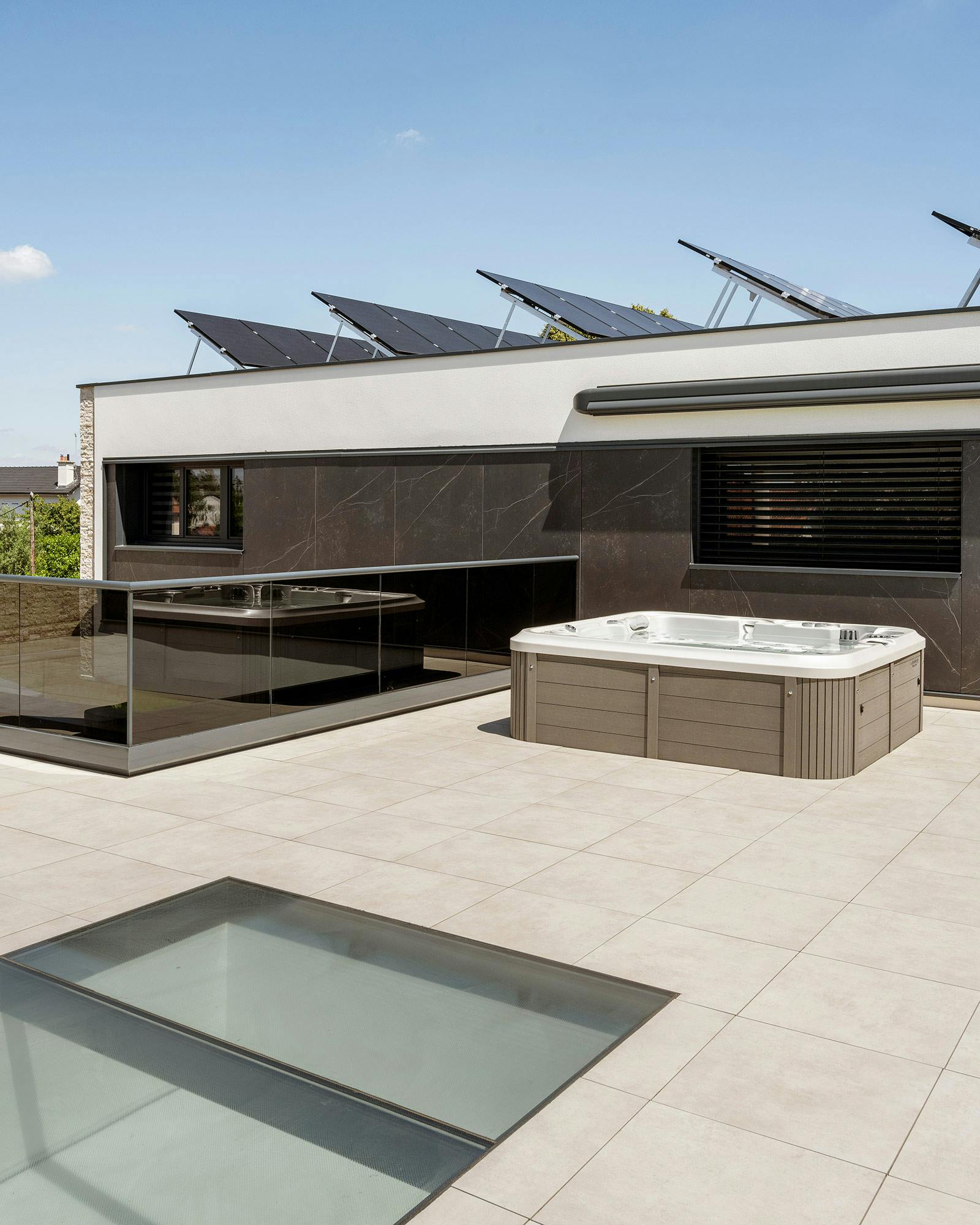 Image number 35 of the current section of Dekton for an integrated façade and outdoor kitchen in this private home in France in Cosentino Canada